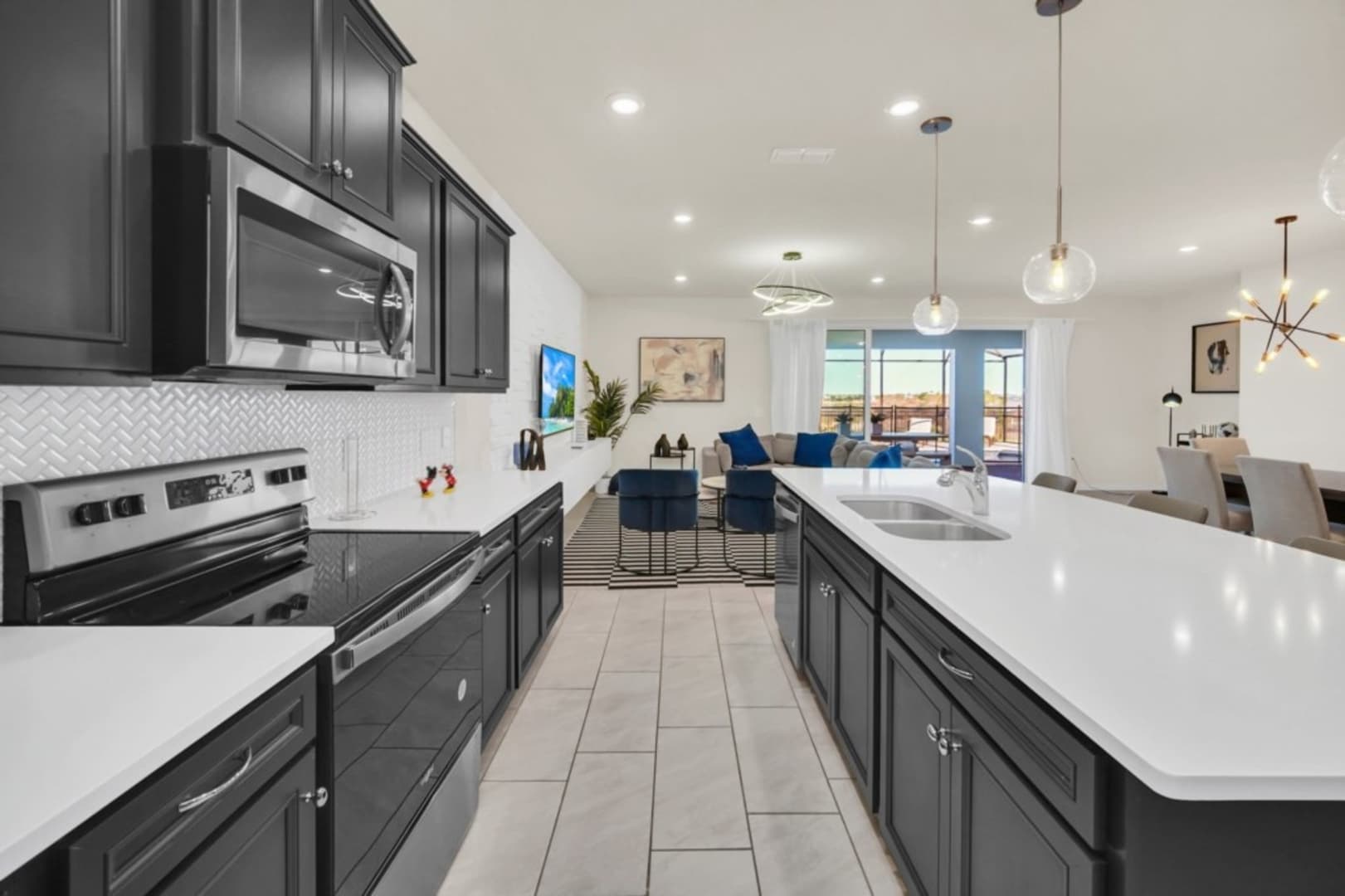 Gallery Image 1815