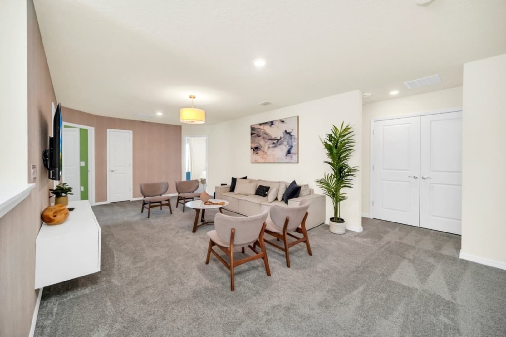 Gallery Image 1824