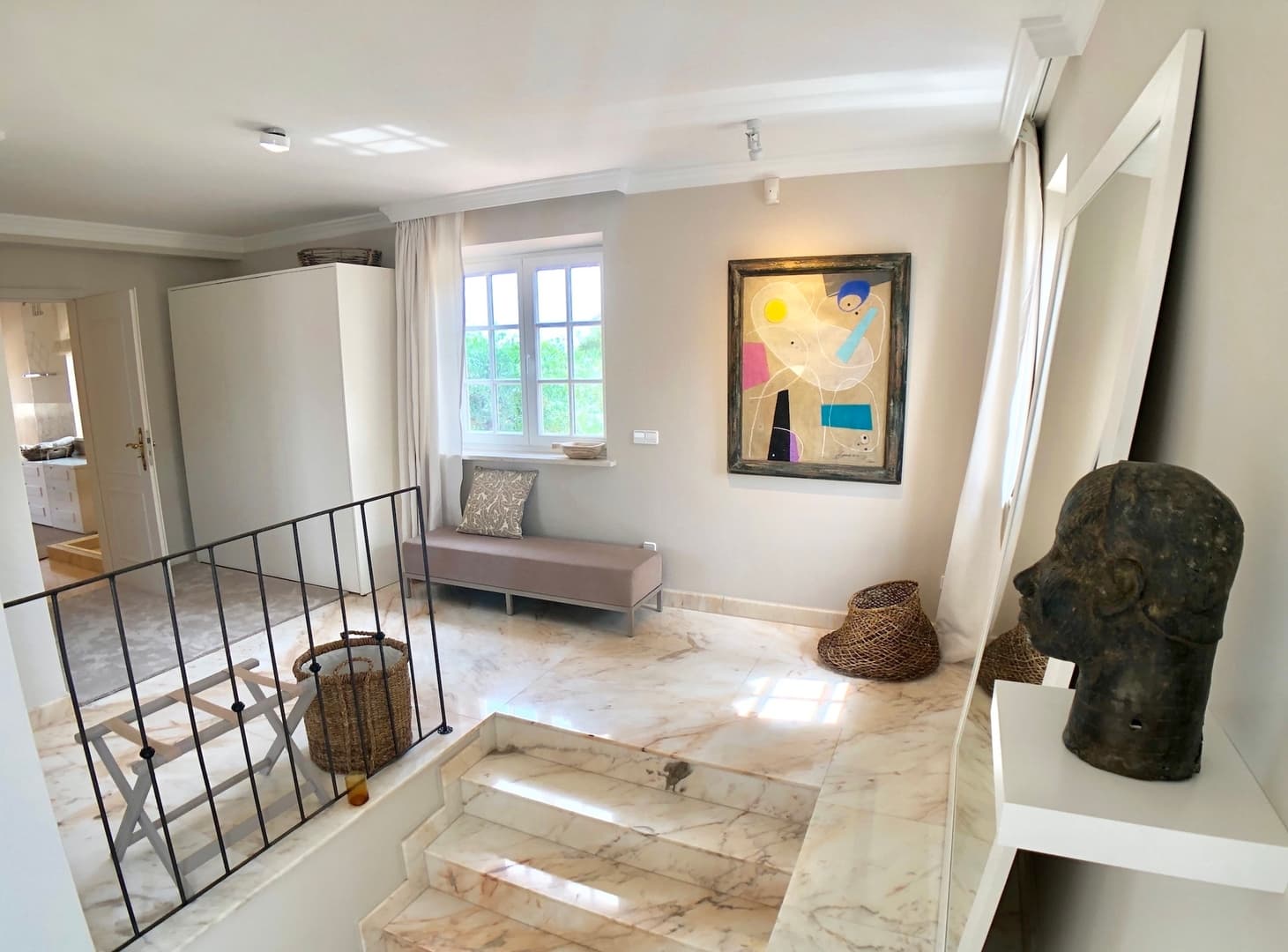Gallery Image 19