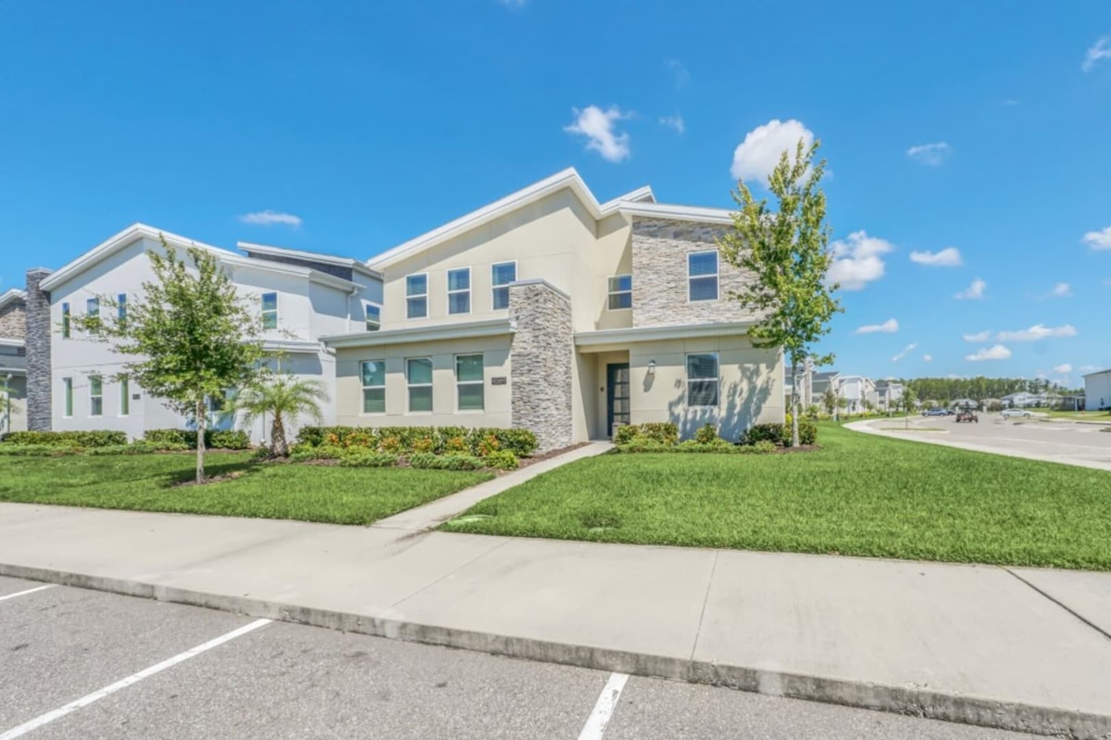 Gallery Image 956