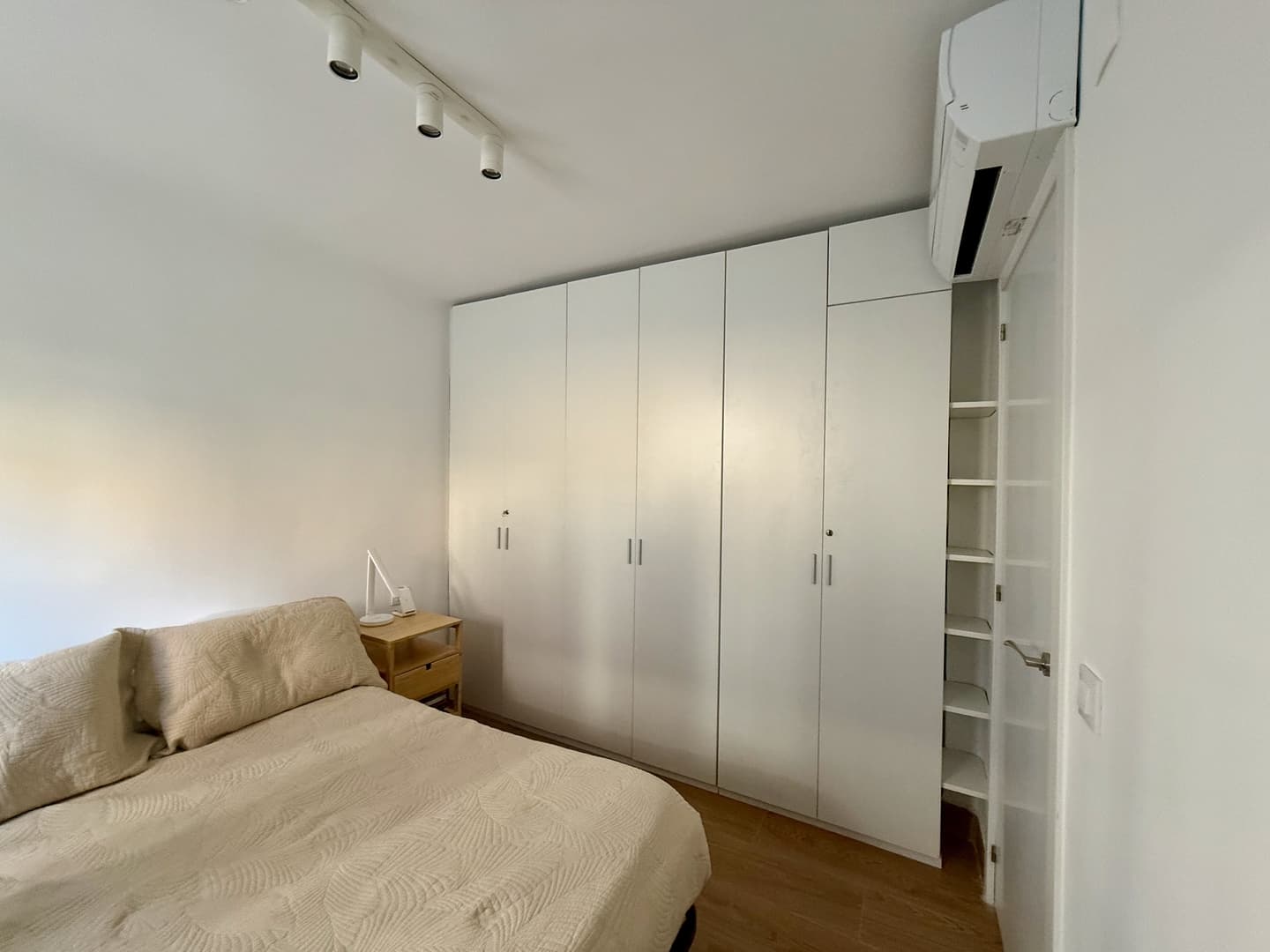 Gallery Image 11
