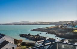 Gwel Y Mor Penthouse by Birch Stays (New Home)