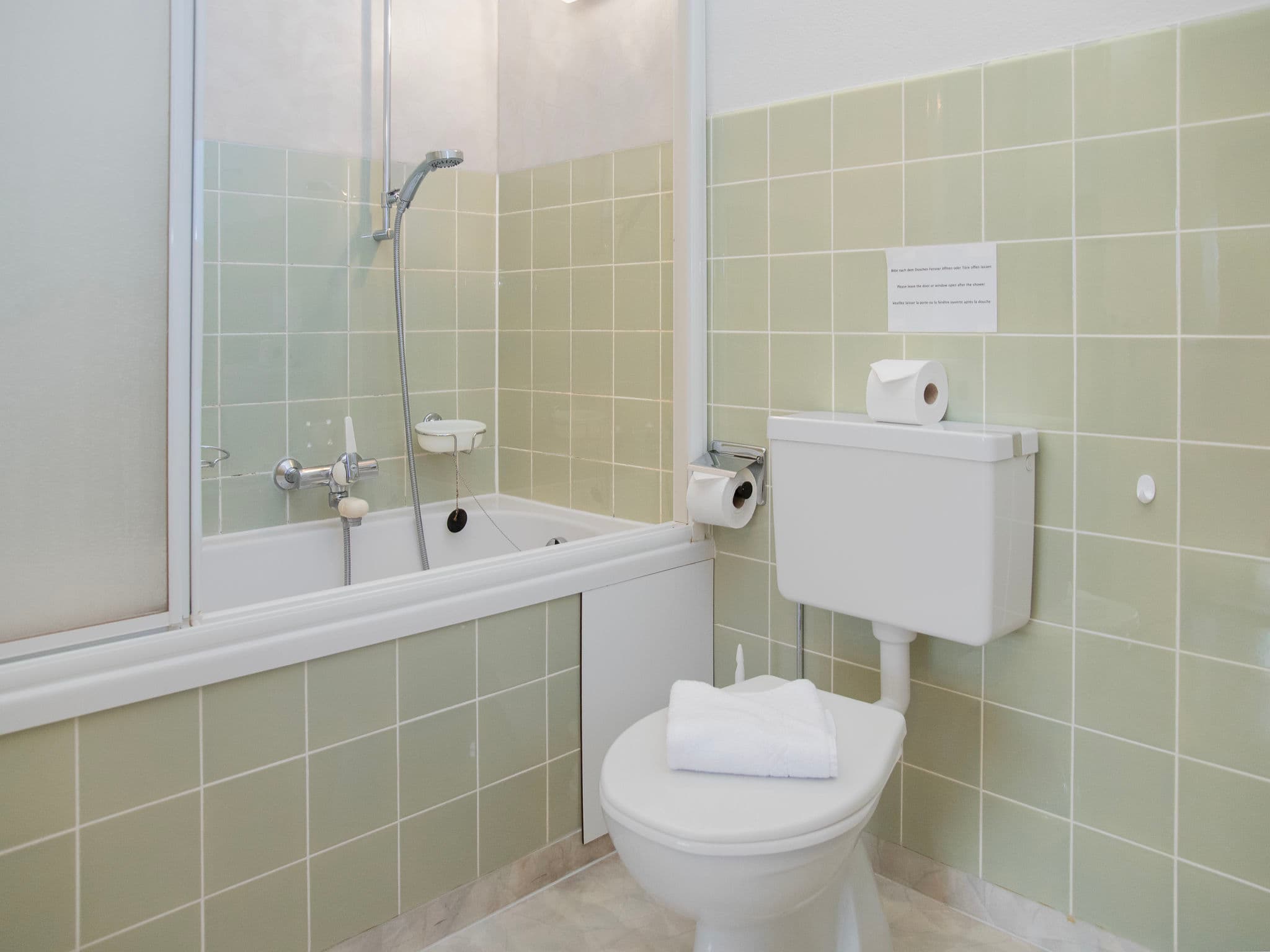 Bathroom / Wellness