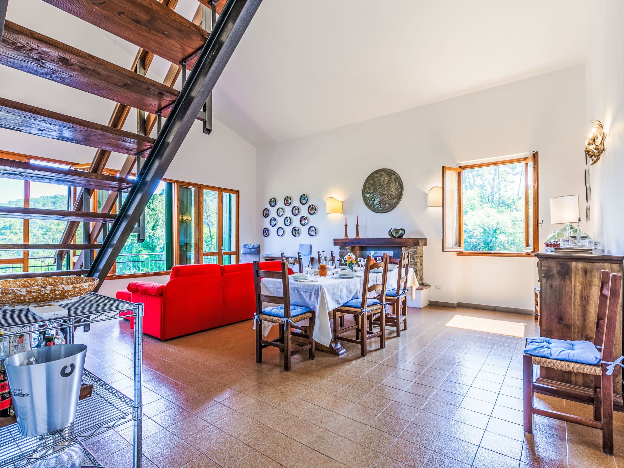 Kitchen / Dining Room