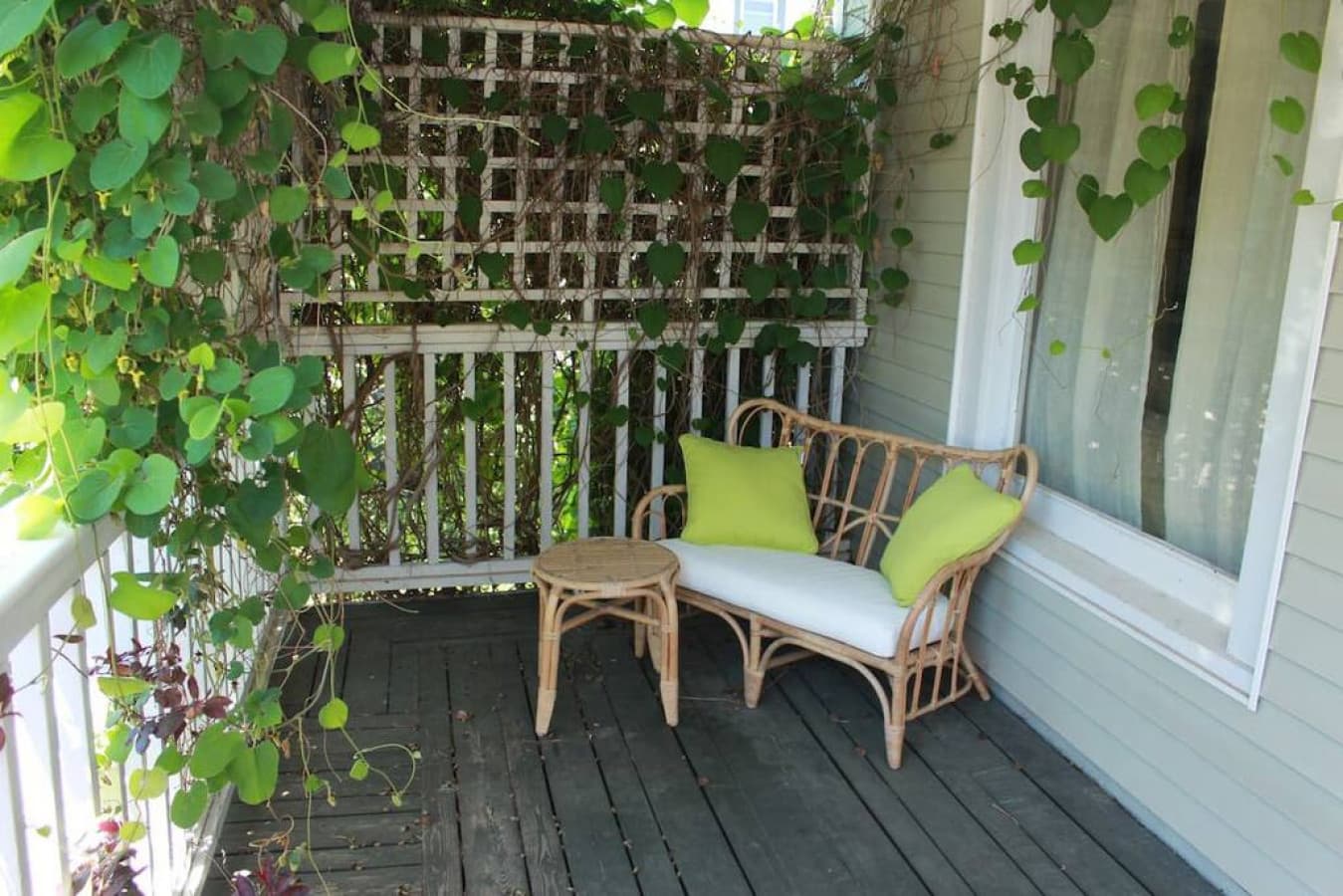 Front porch - great for morning coffee