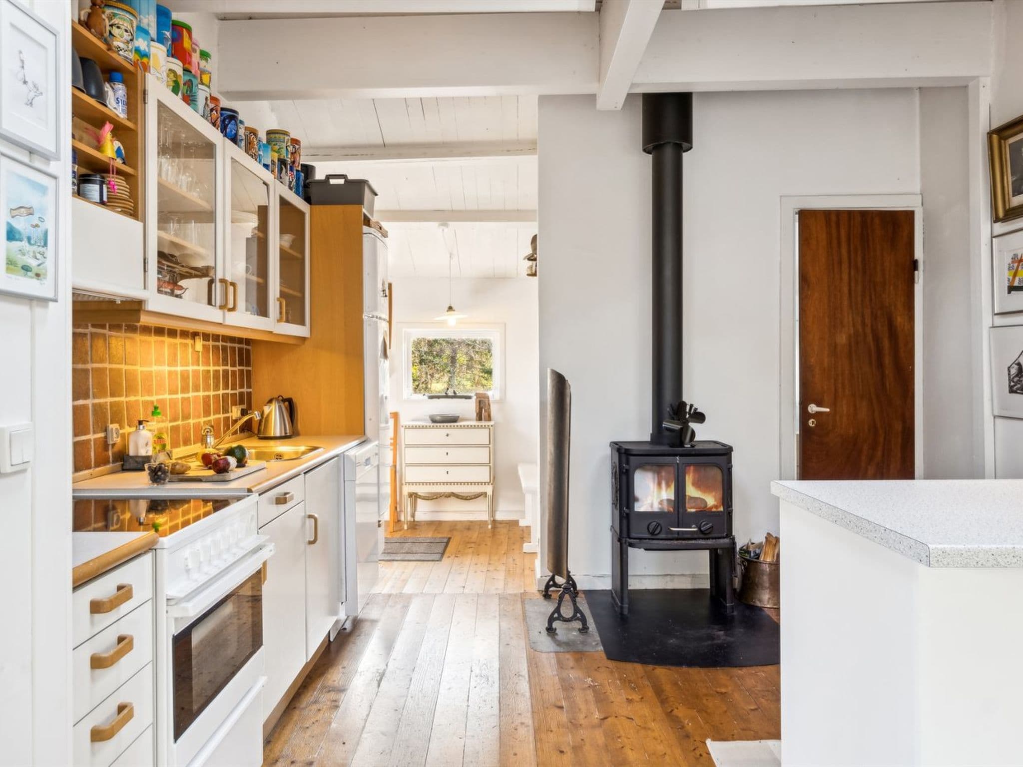 Kitchen / Dining Room