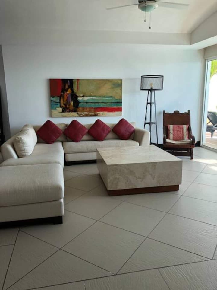 Gallery Image 15