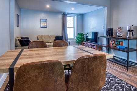 A stocked kitchen to cook at home before or after your day outside.