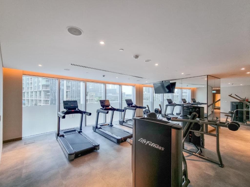 Opera treadmill