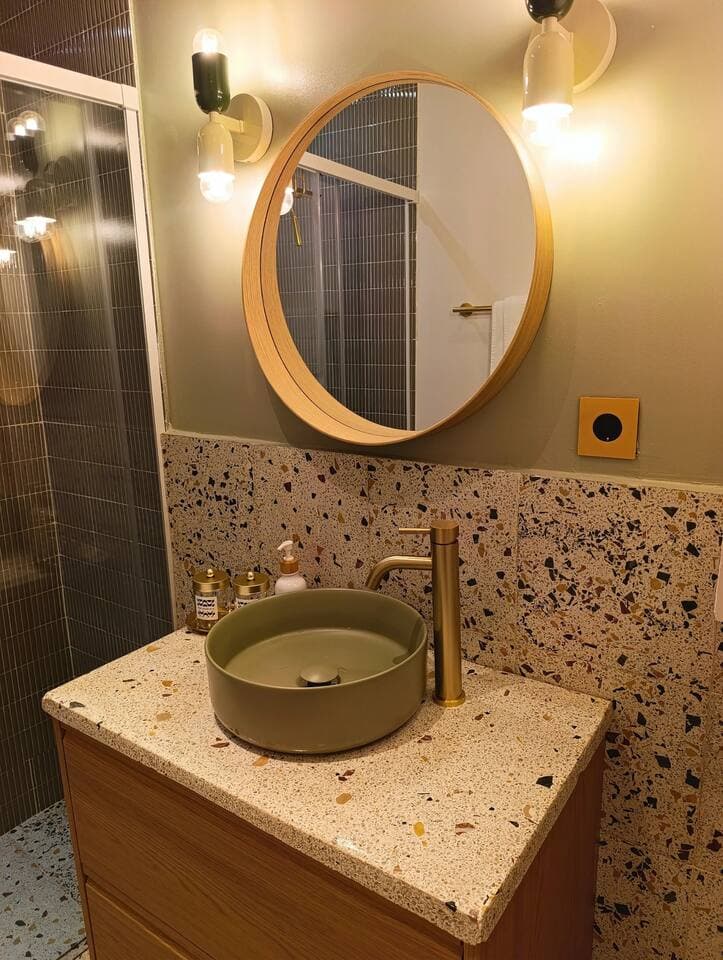 Gallery Image 10
