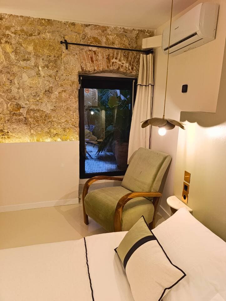 Gallery Image 17