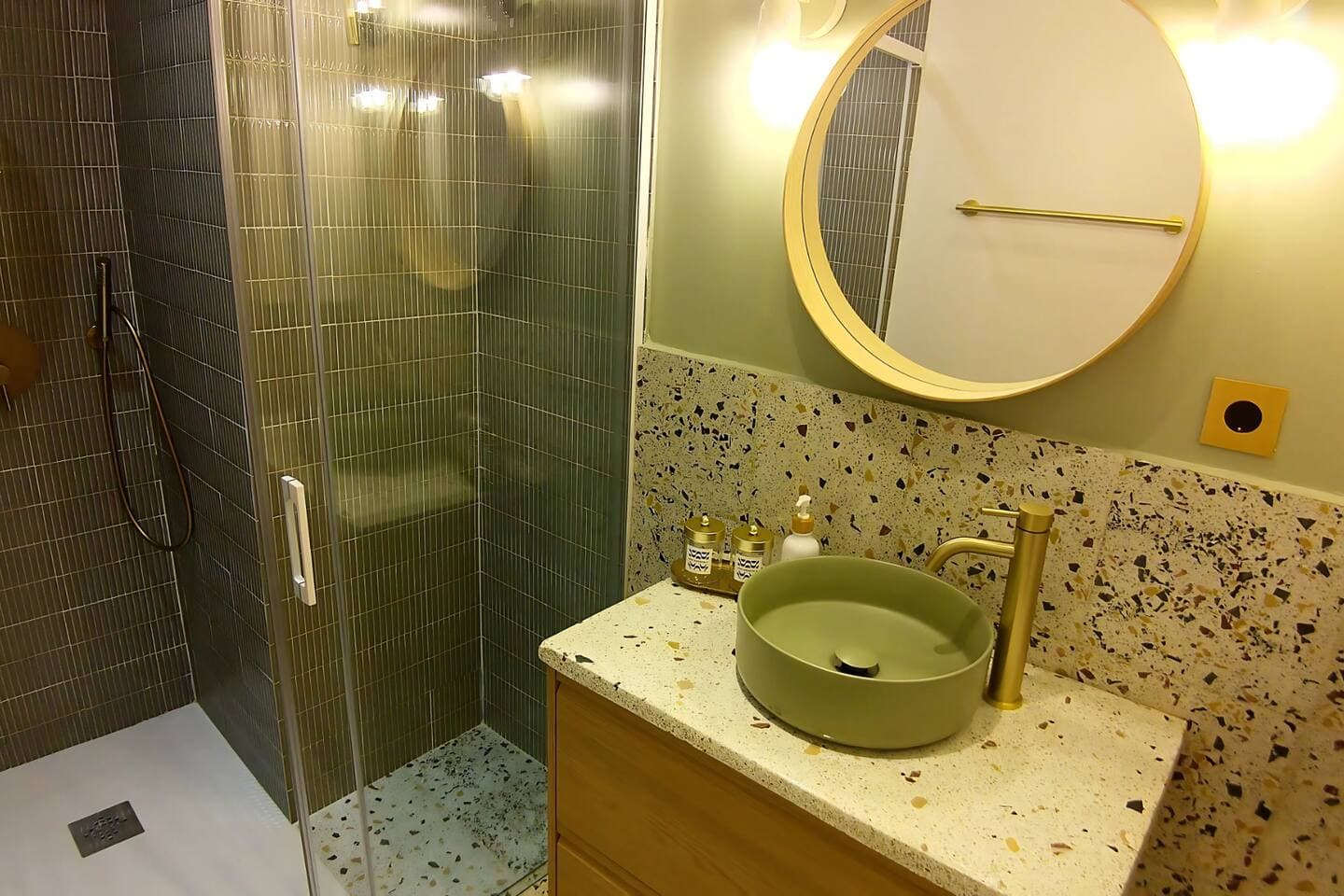 Gallery Image 49