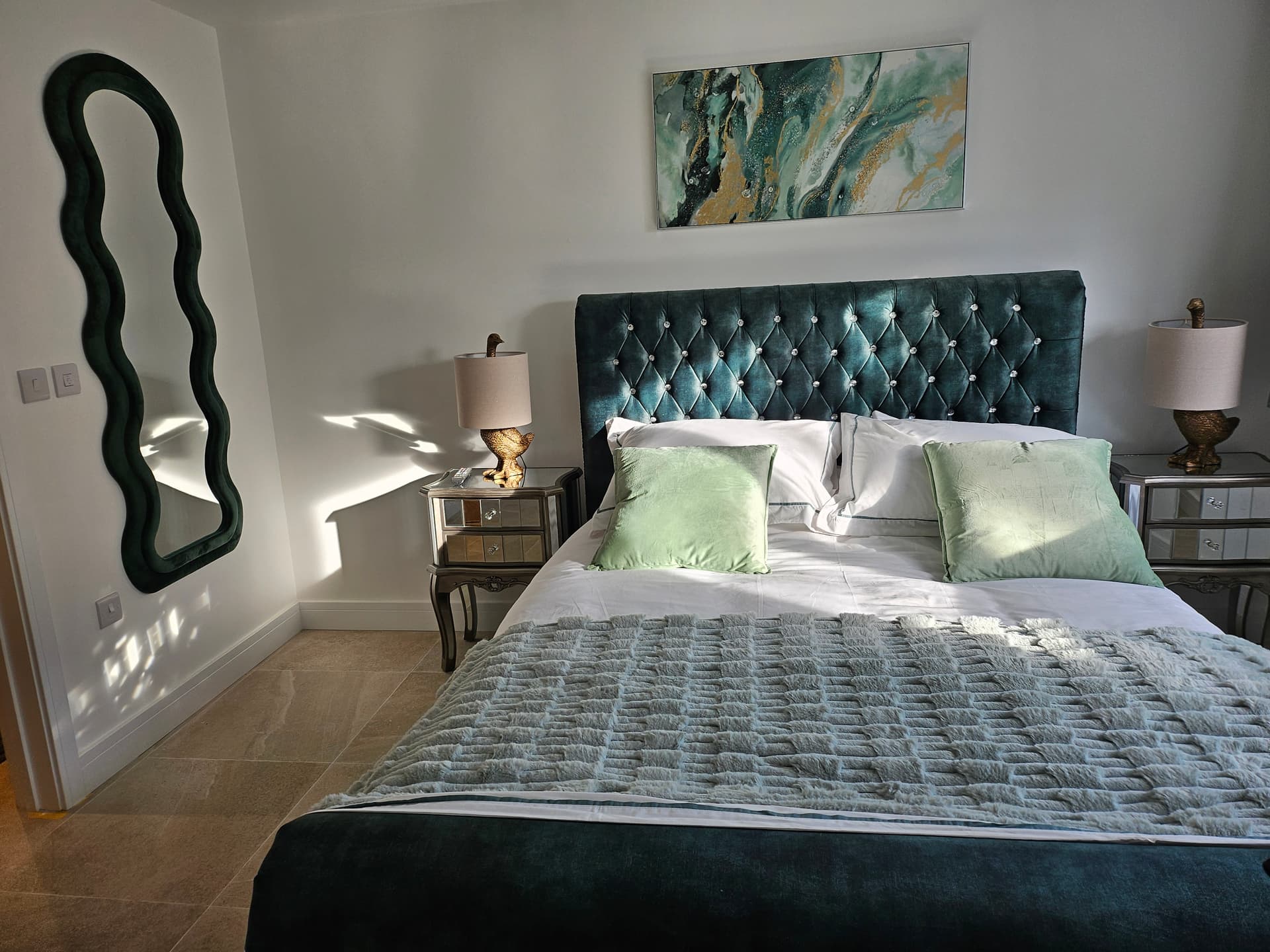 Beautiful dog friendly cosy village barn