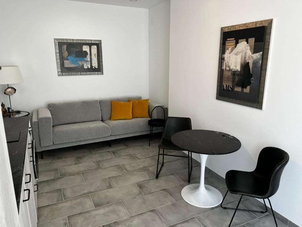 Calle Ignacio Zuloaga 21