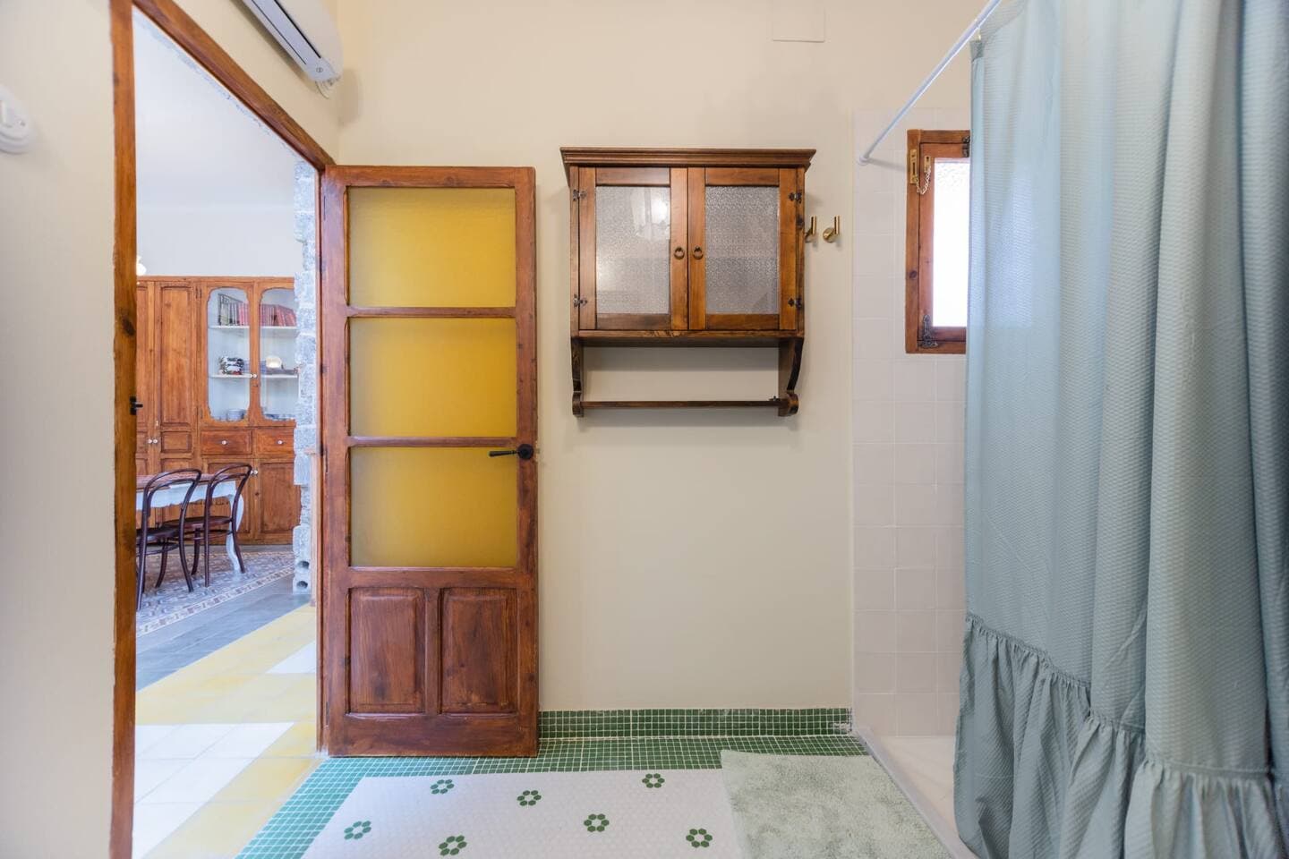 Gallery Image 17