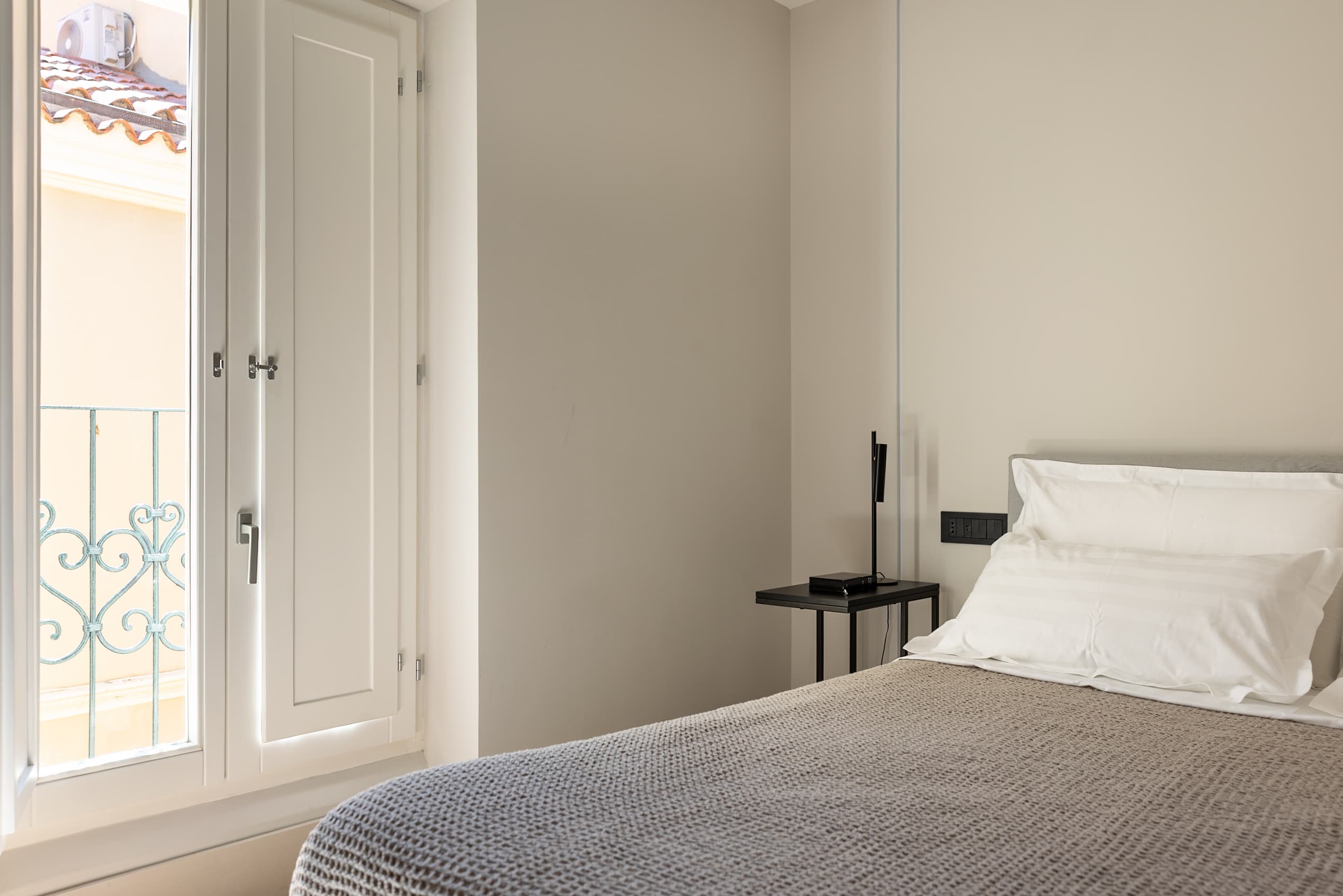 Premium crisp white linens professionally cleaned by our in-house Laundry