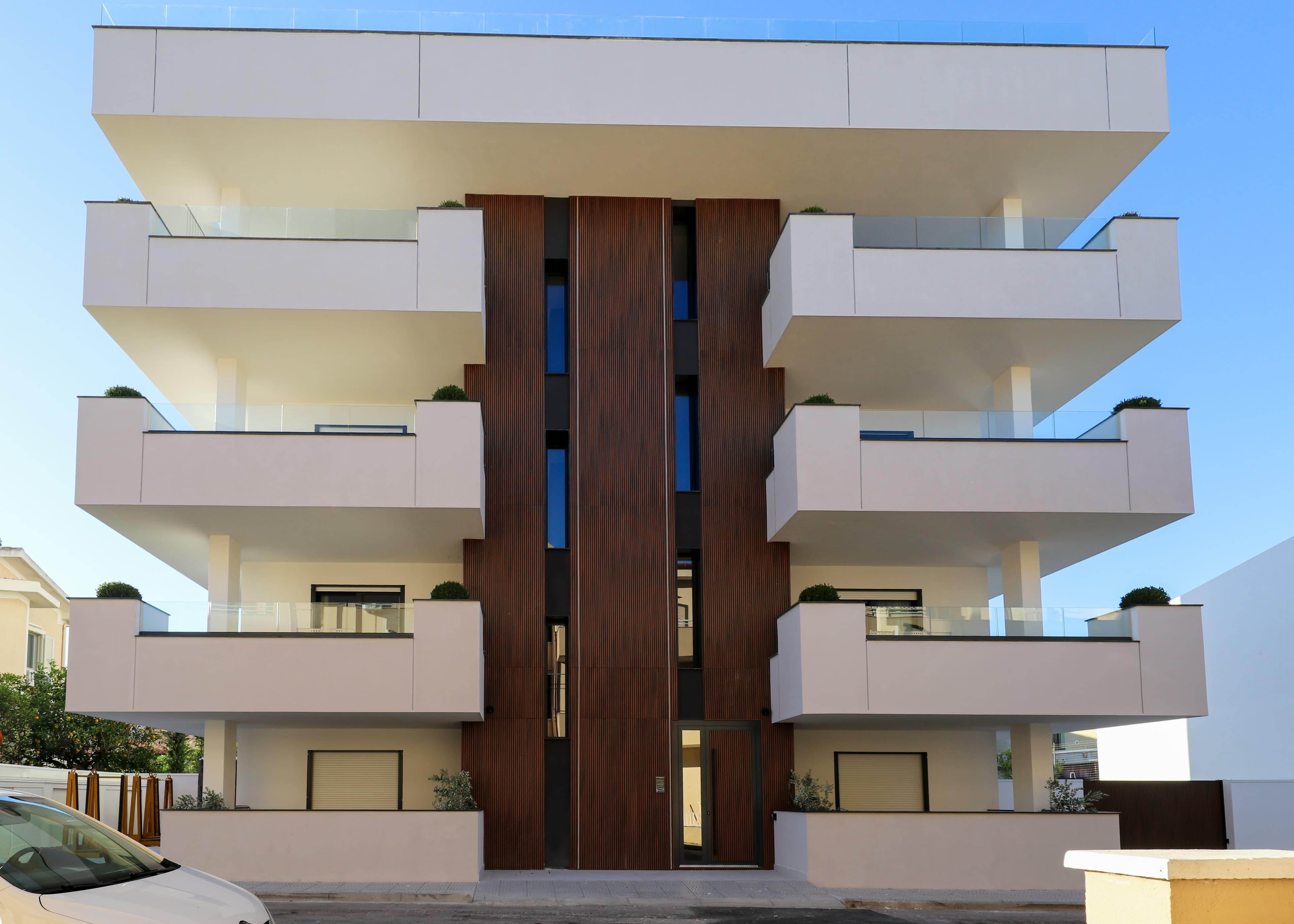 AZULIS Building Facade 2025