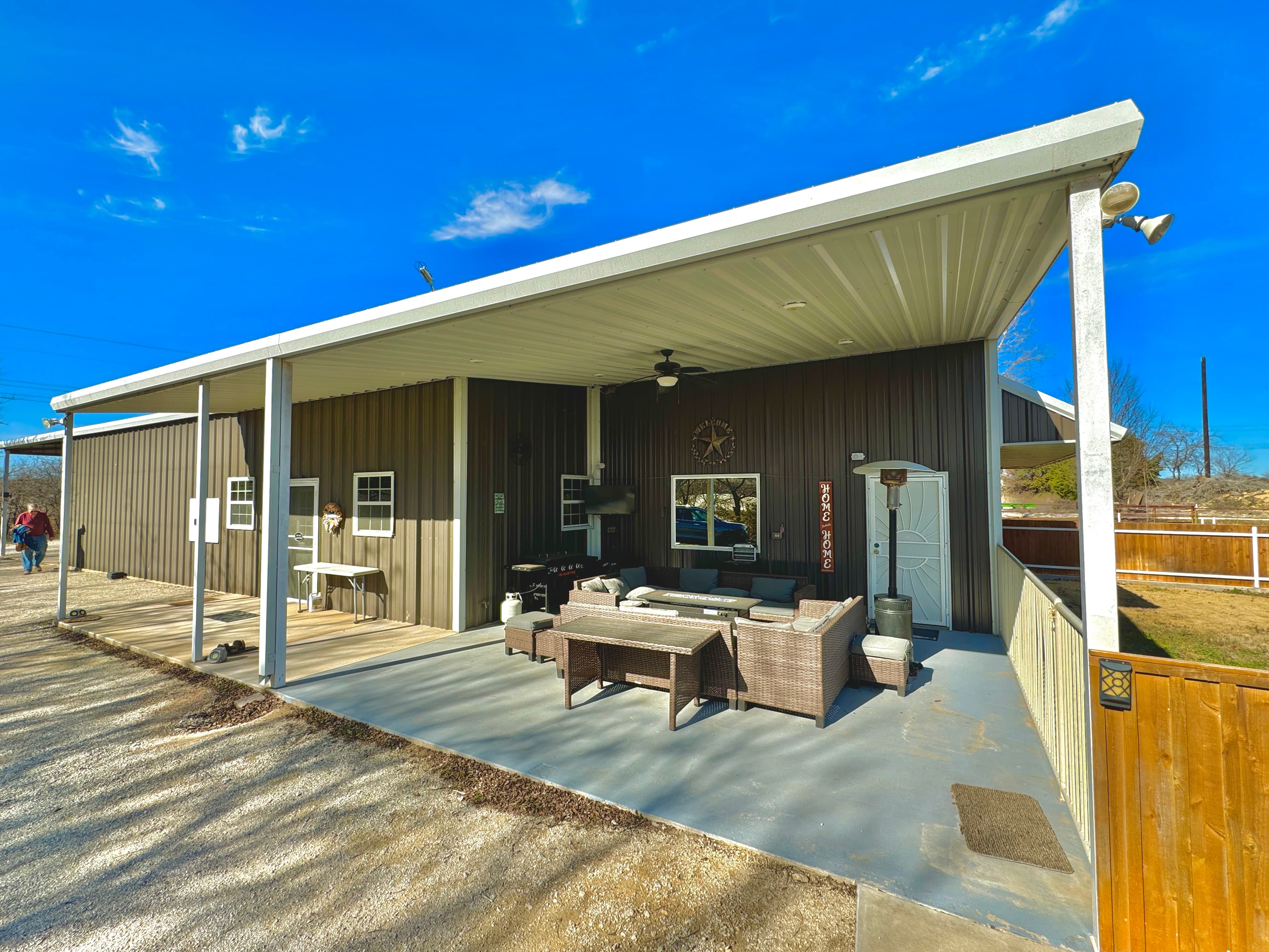 Lake Godstone Guest Home Patio  2 Jan 24