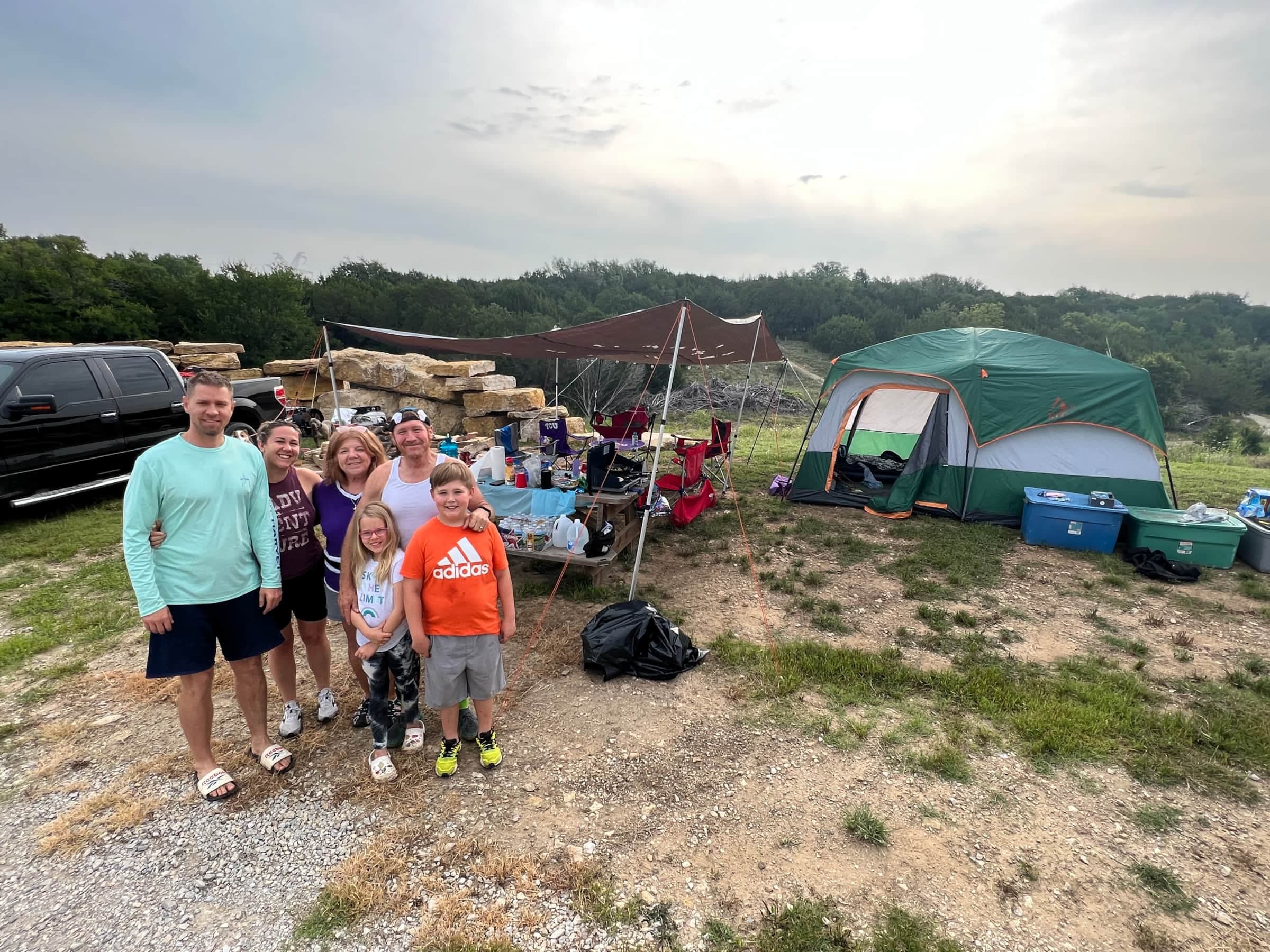 Top of Dam Lake Godstone Campers