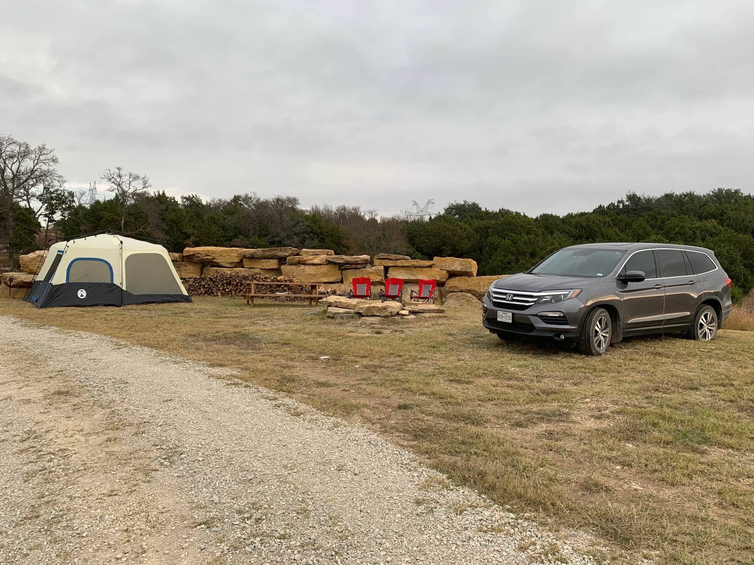 Top of dam Lake Godstone camper tent