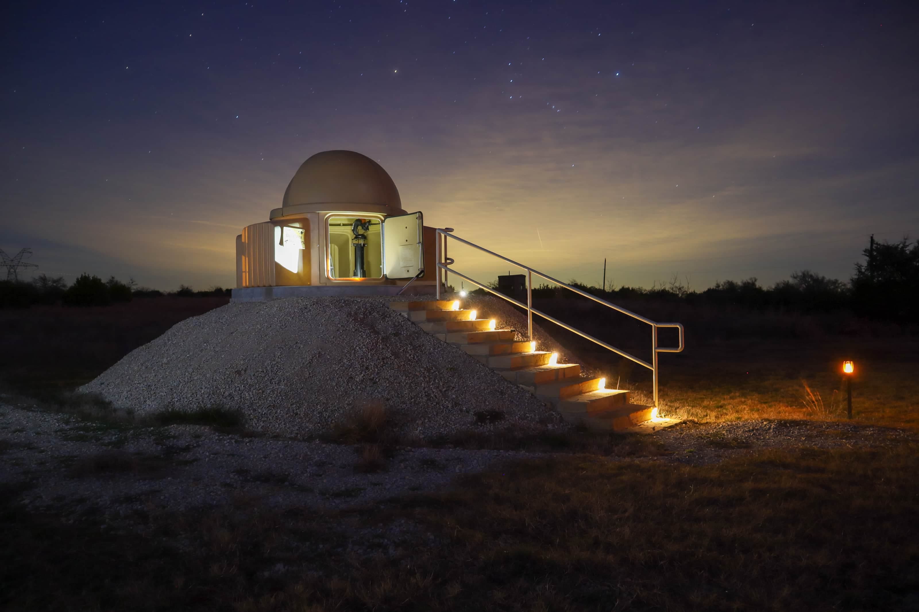 Lake Godstone Field House Observatory Night