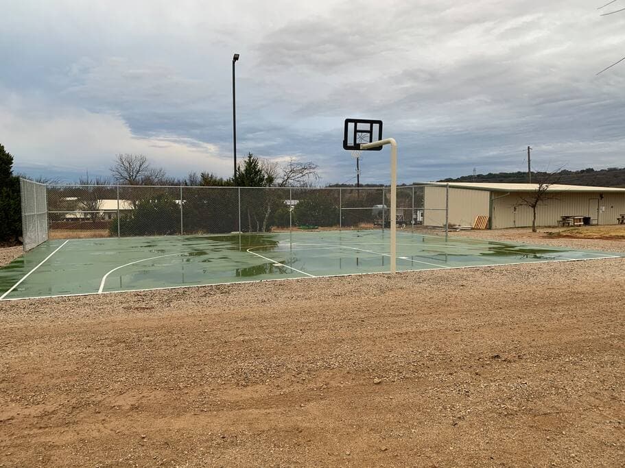 Lake Godstone Field House Basketball court.