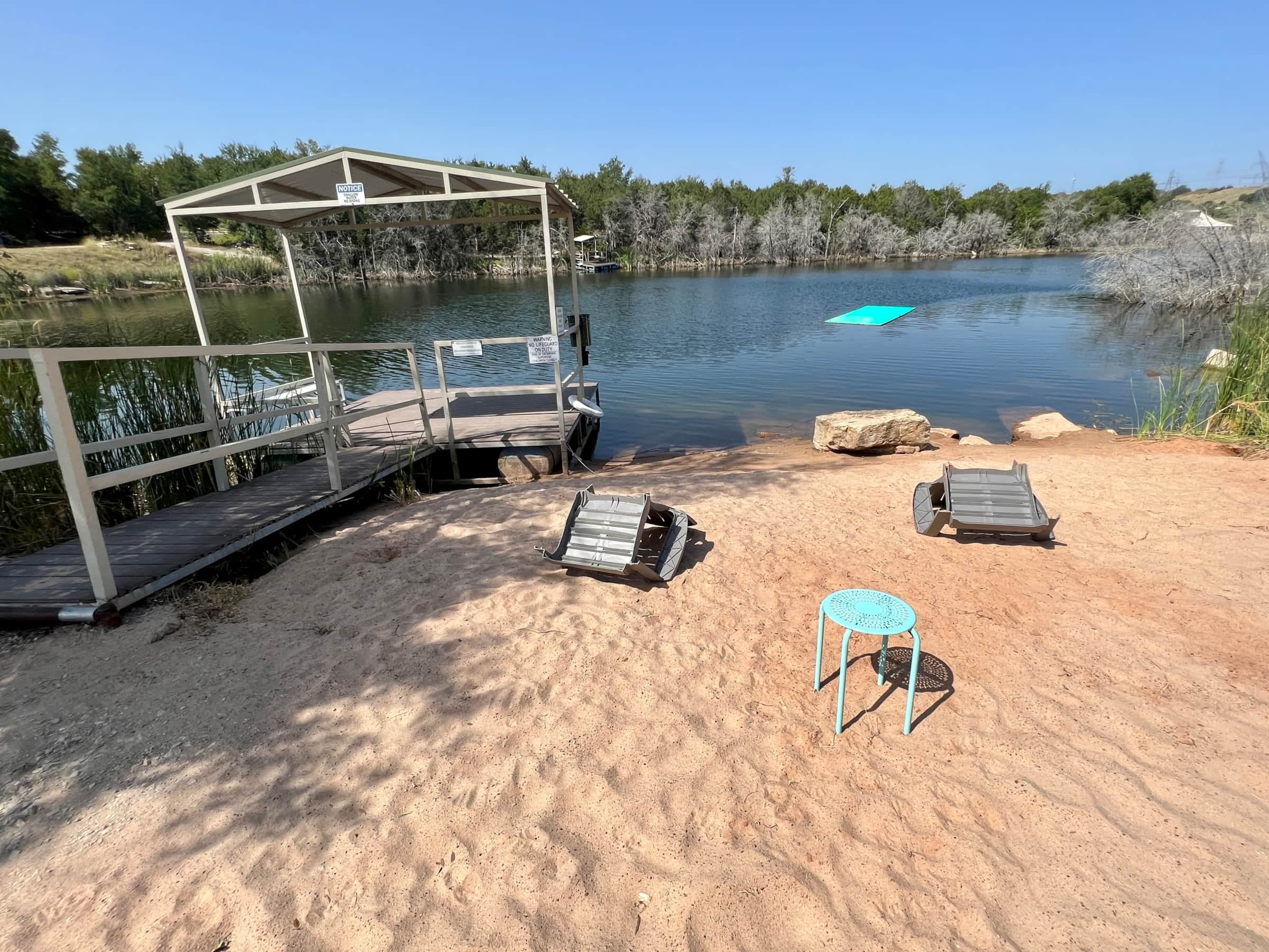 Lake Godstone Top of Dam Beach