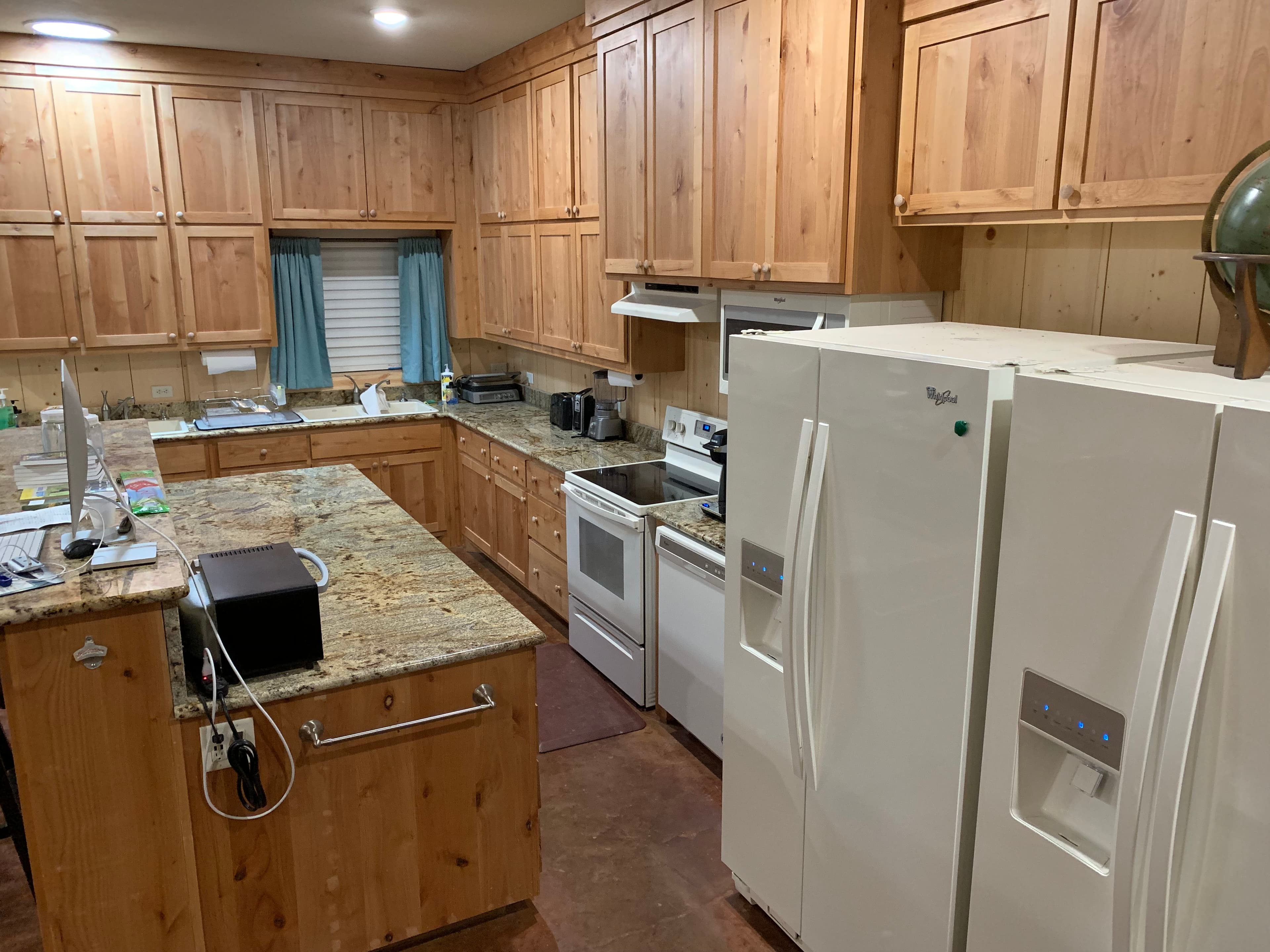 Lake Godstone Lodge Kitchen