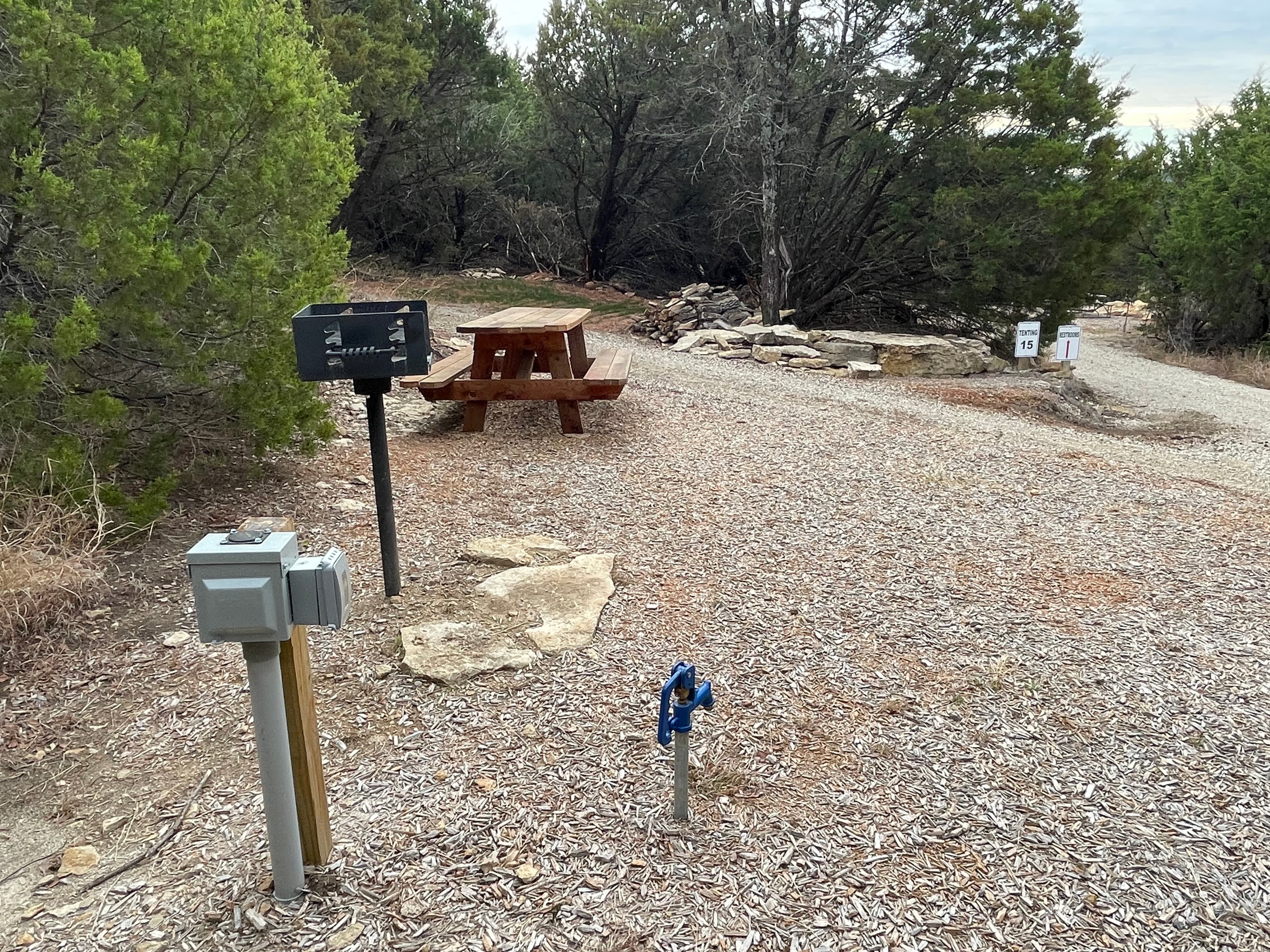 Lake Godstone Tentsite 16
