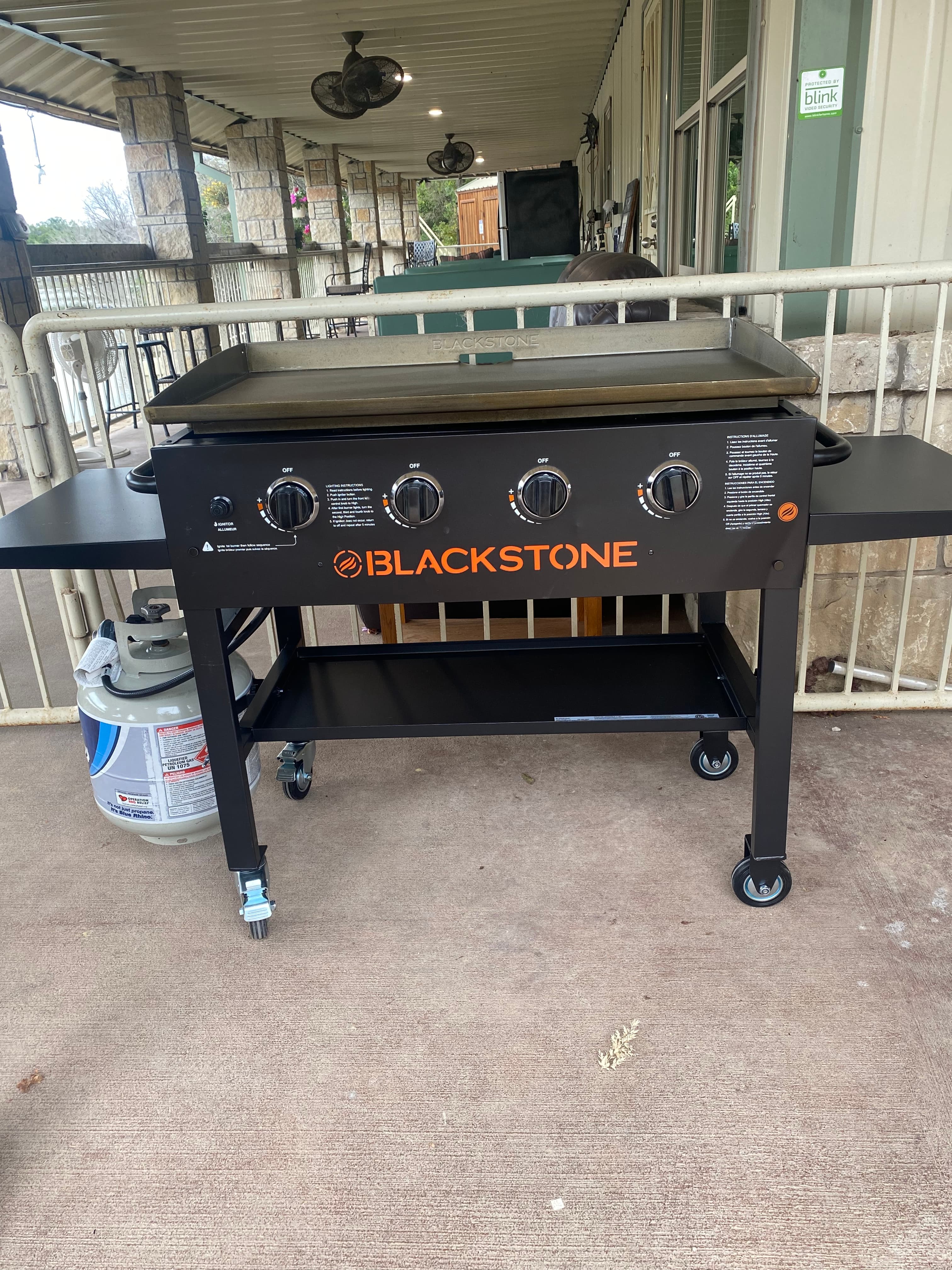 Lake Godstone Lodge propane grill