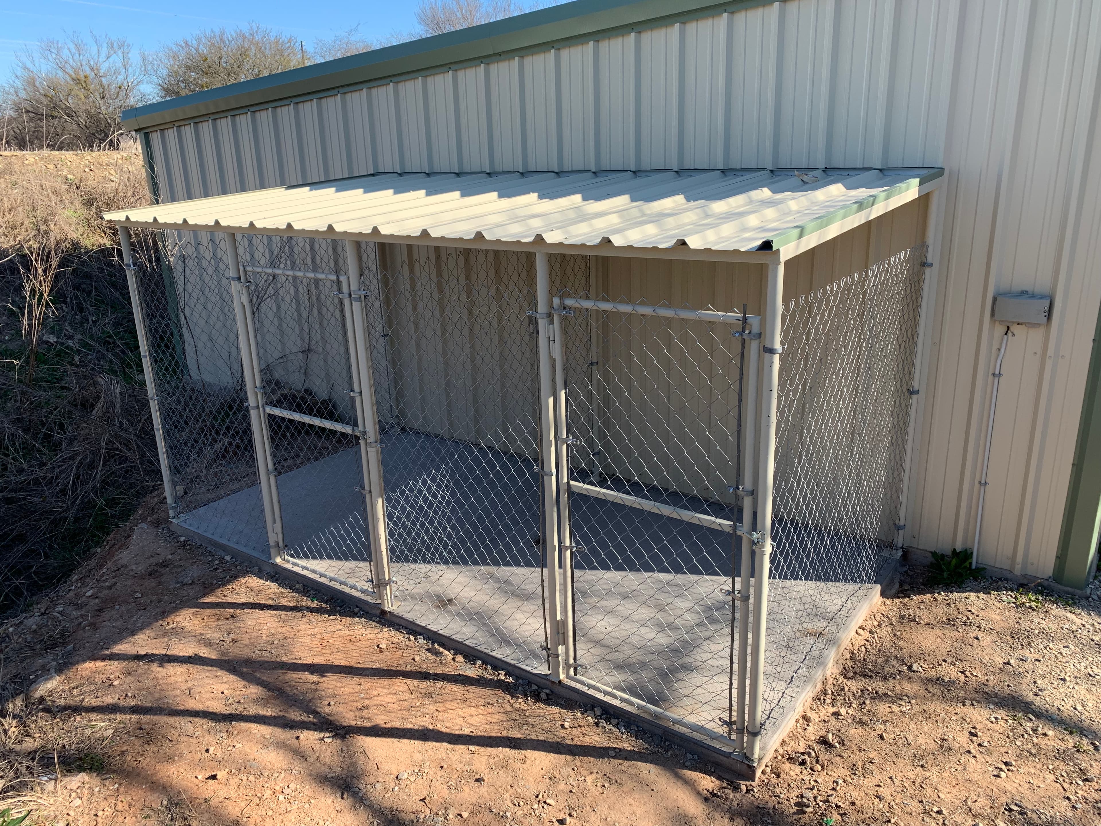 Lake Godstone Lodge kennel