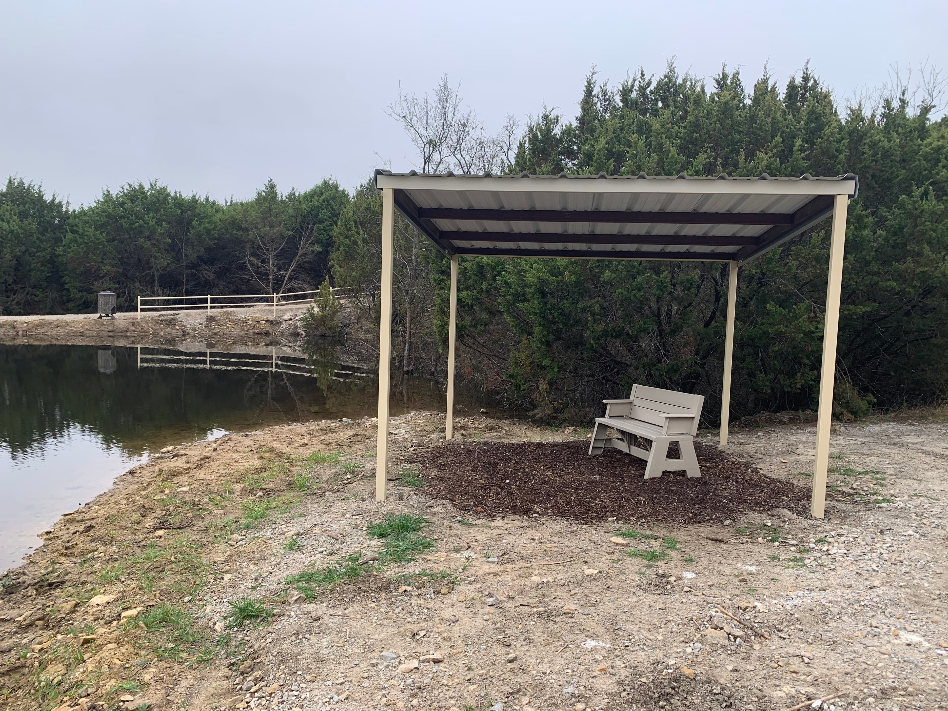 Lake Godstone Crappie pond shelter