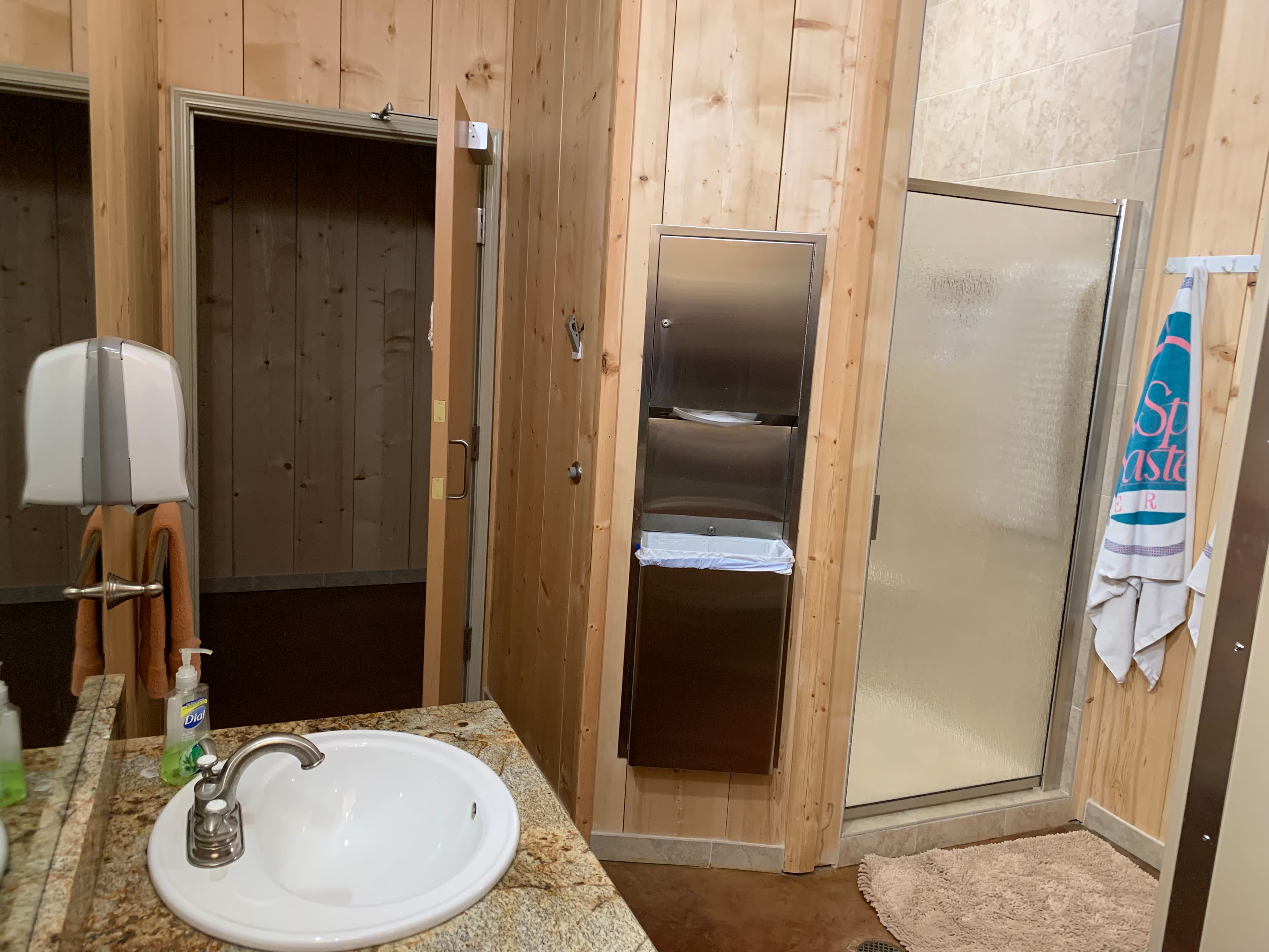 Lake Godstone Lodge mens bathroom