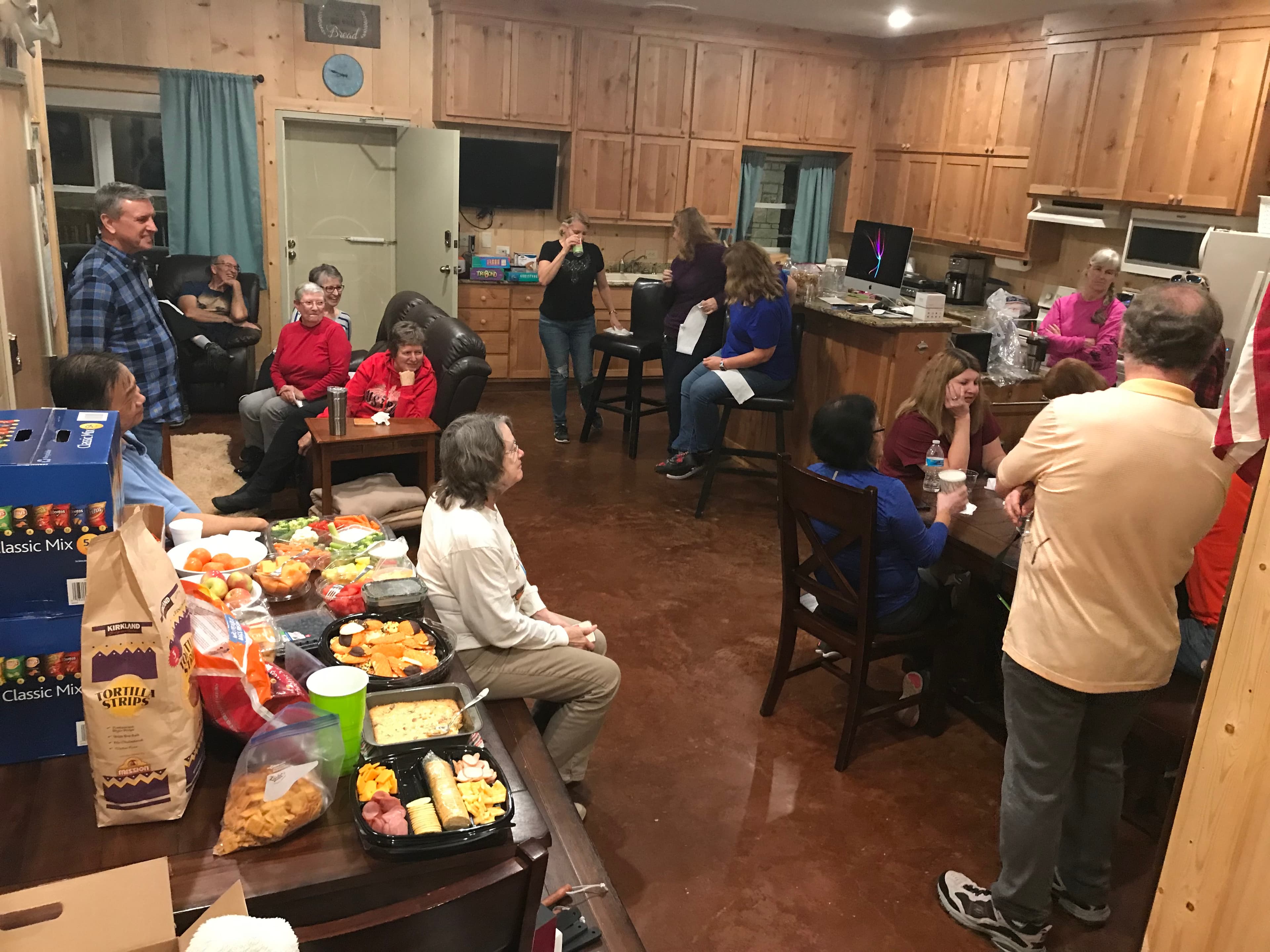 Texas Family Reunion Lake Godstone Lodge Den Den choir