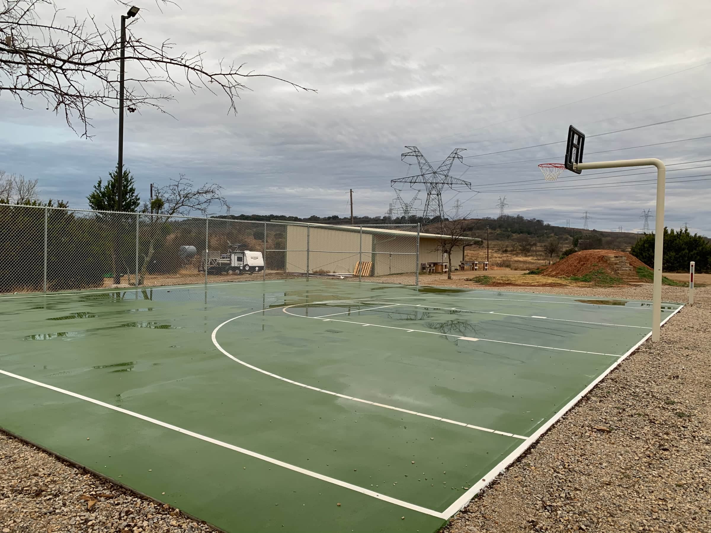 Lake Godstone Basketball 