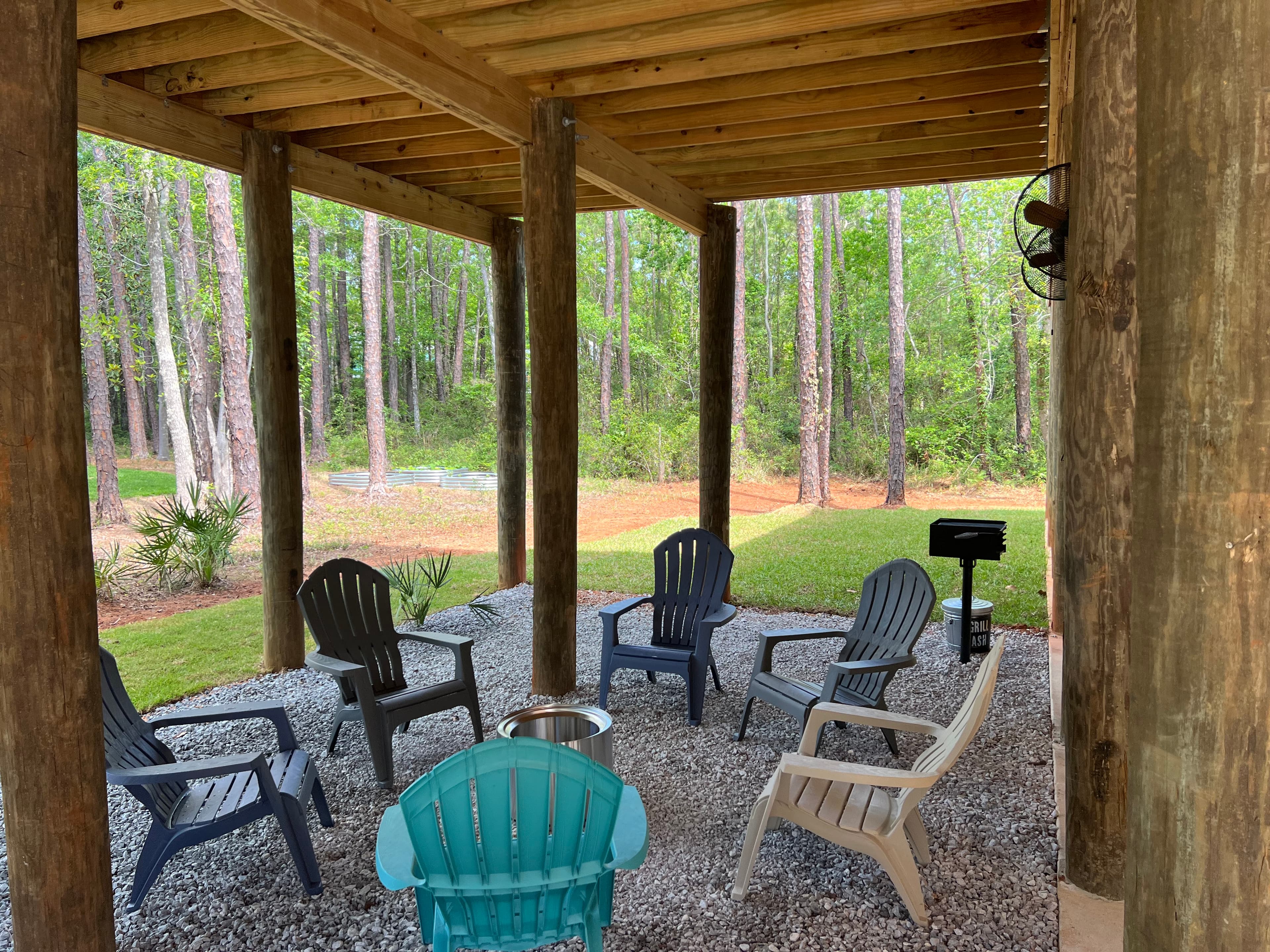 Gives the beach and camping feel ALL in one