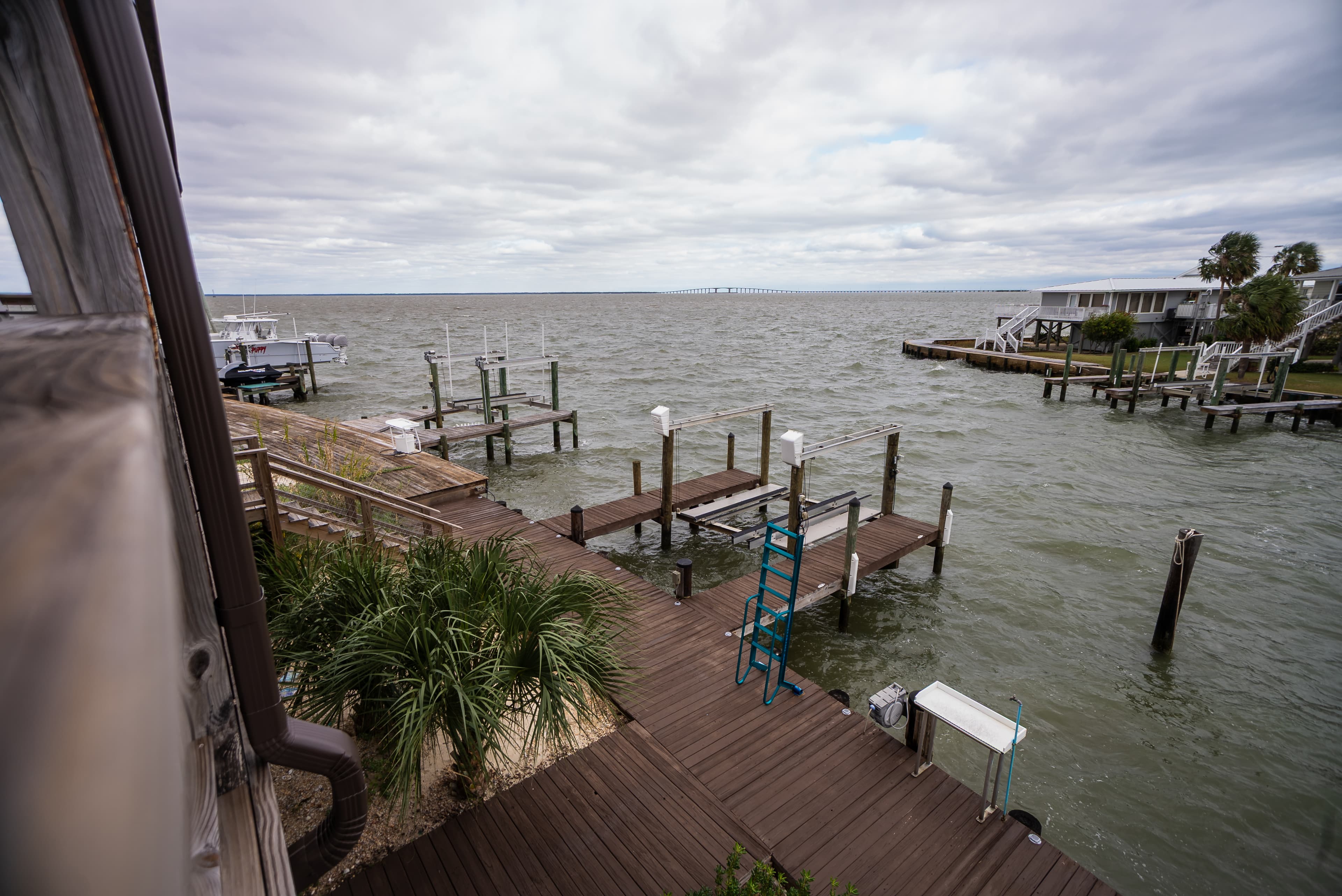 Dock and fish cleaning station