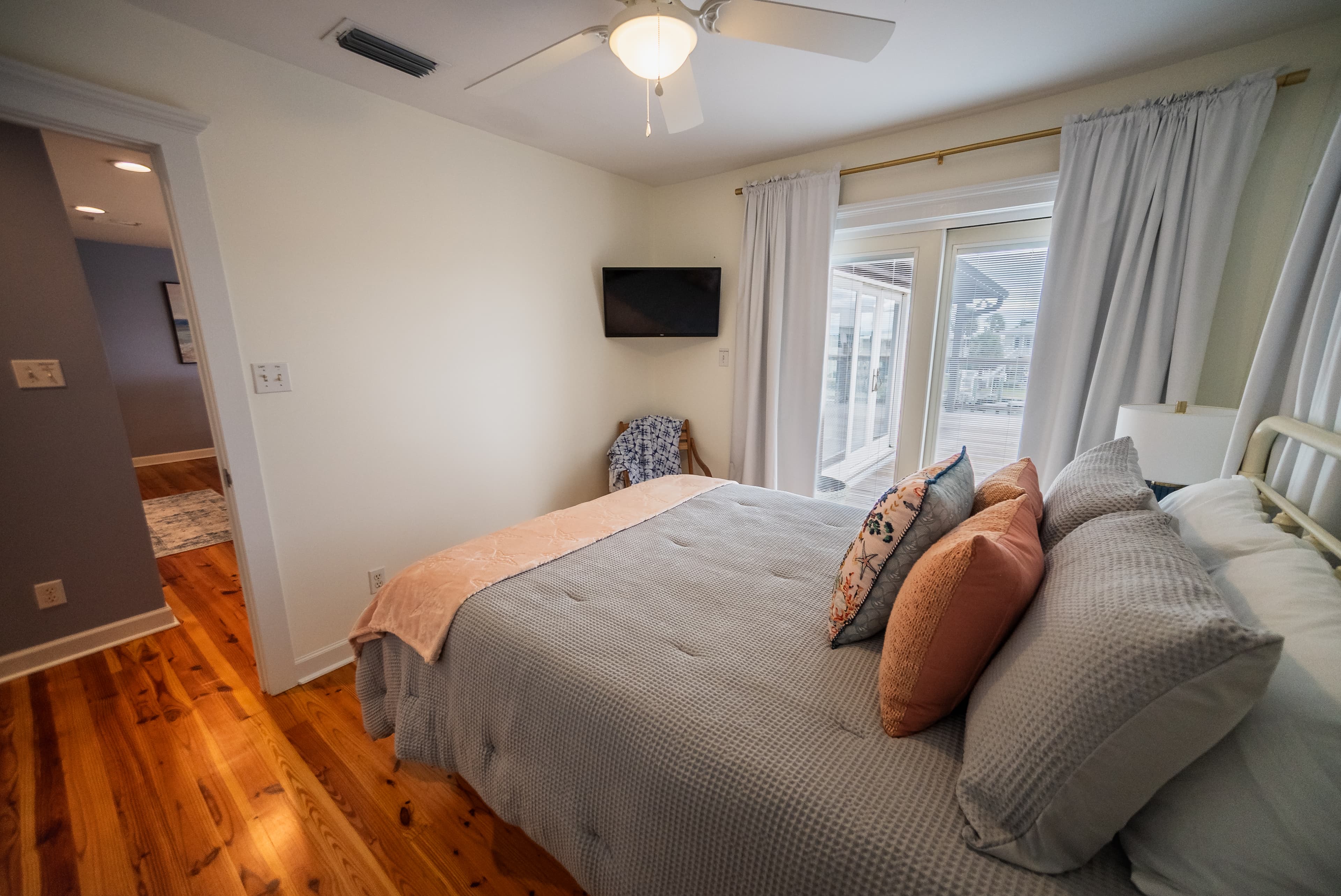 Bedroom1 1