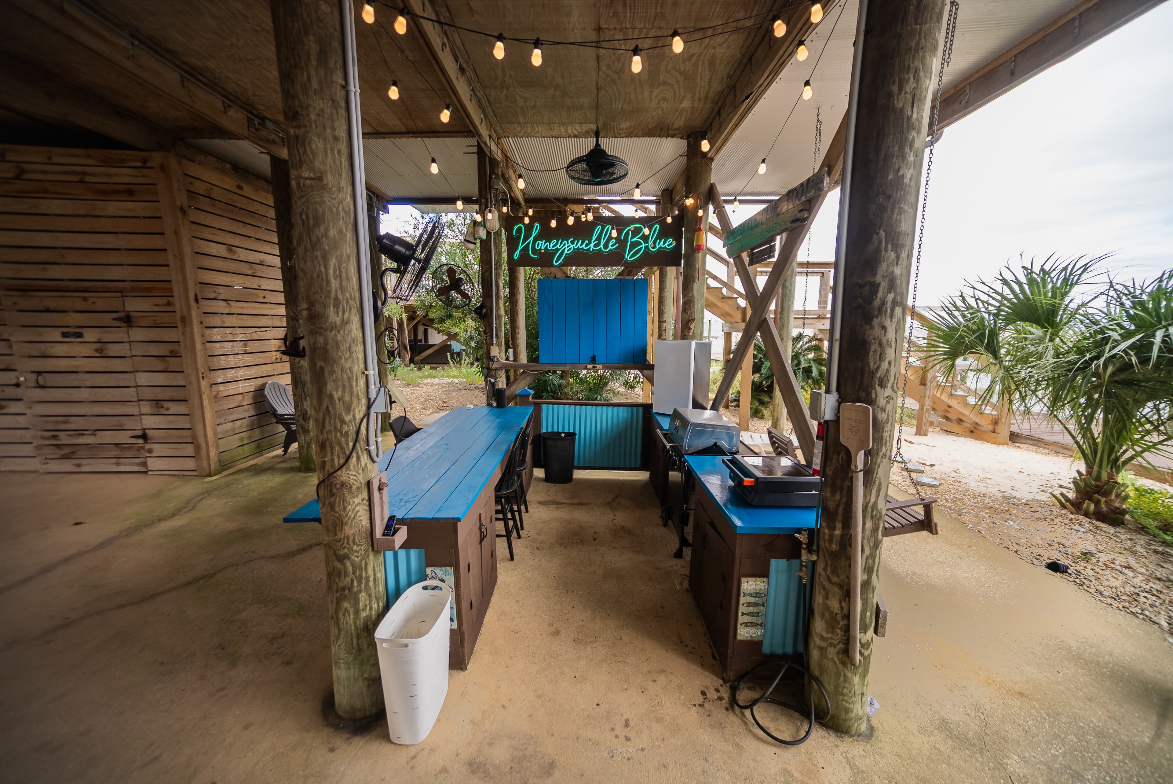 Blue bar(1)