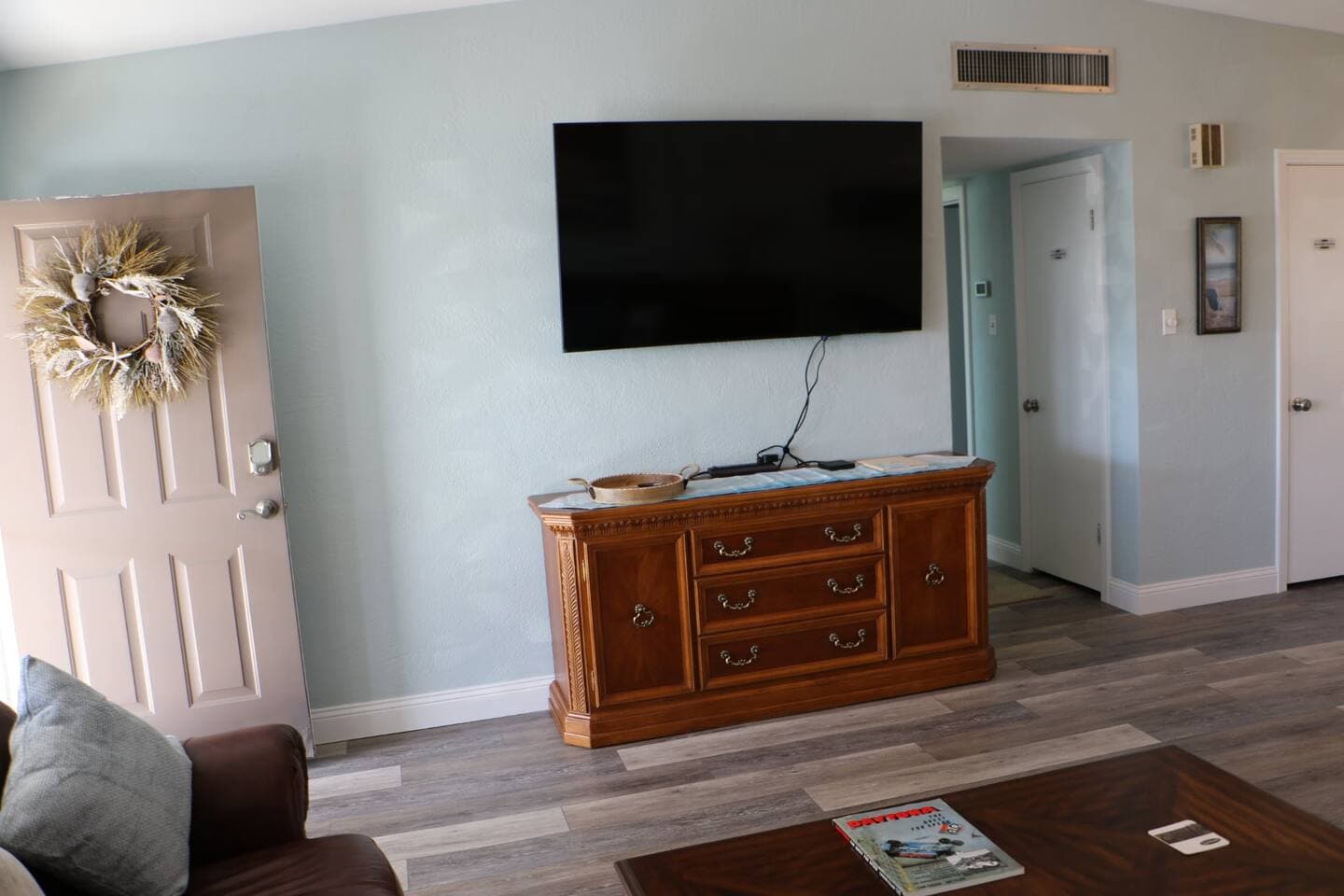 TV