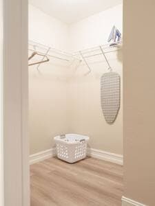 Walk-in Closet