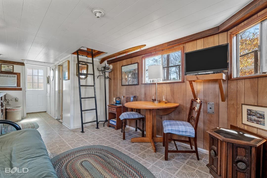 Gallery Image 15