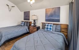 Caddo Lake Cabins- Wyldewood with Kayaks