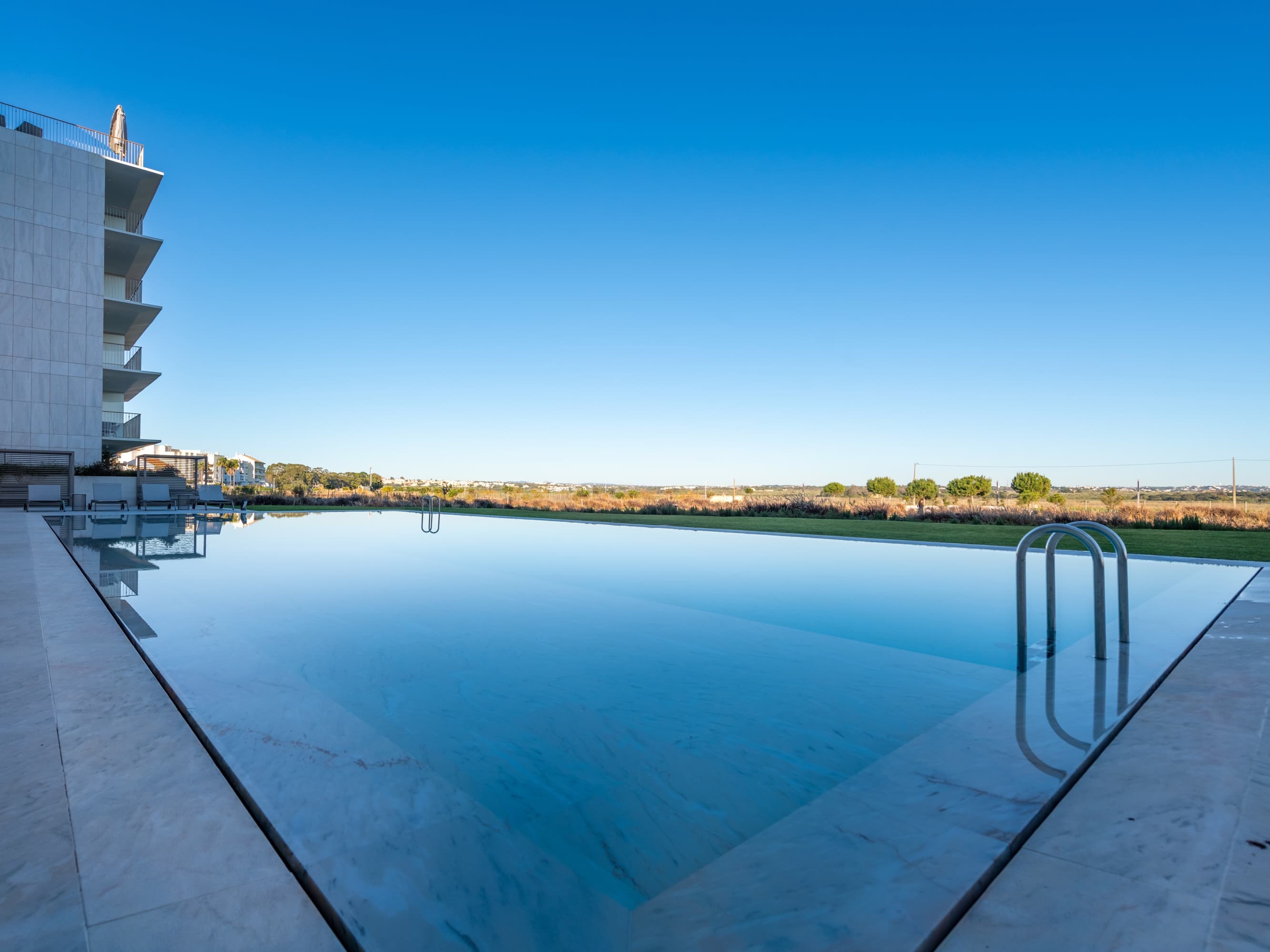beachfront bliss & spa - pool