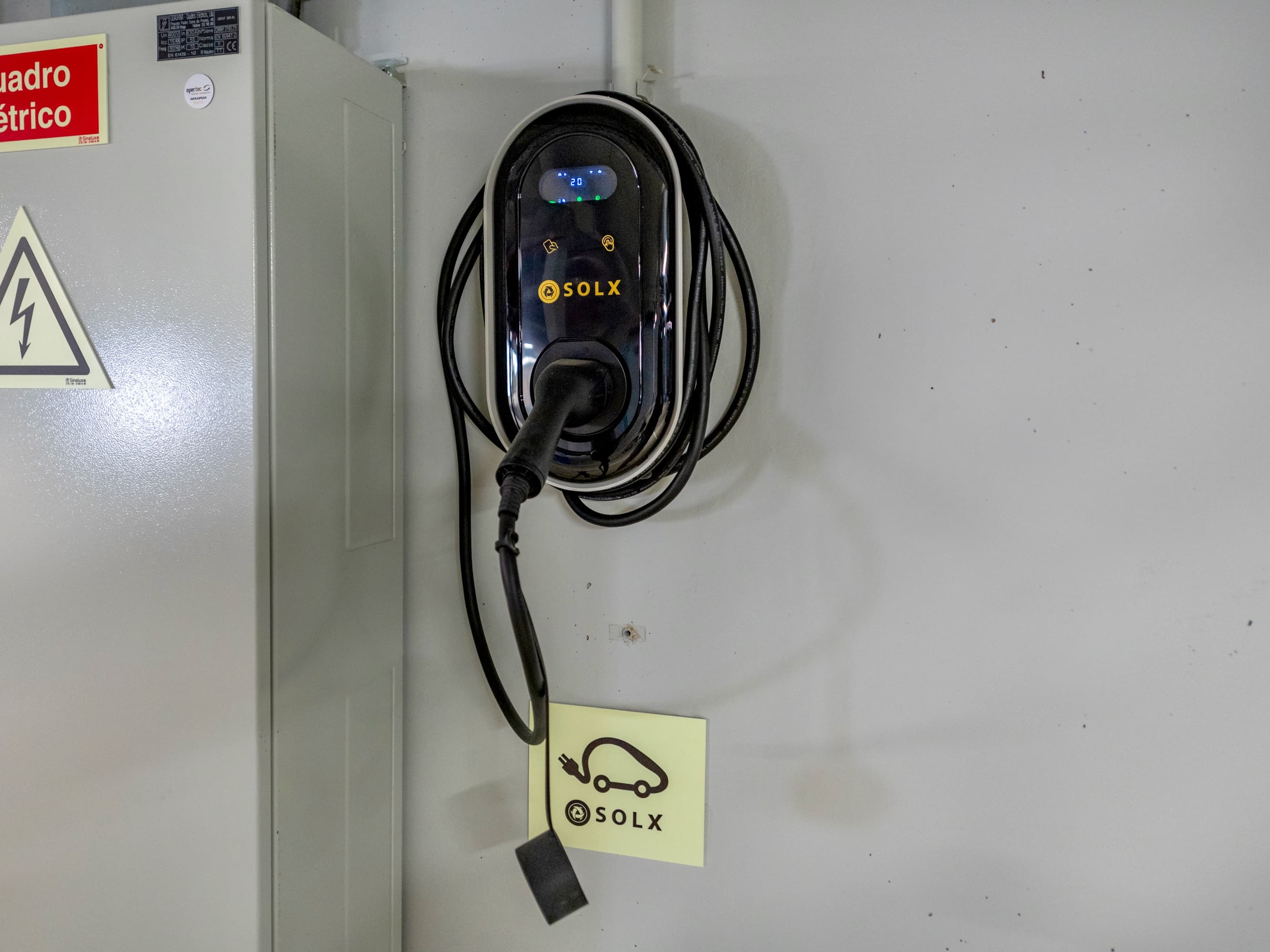 beachfront bliss & spa - ev charger