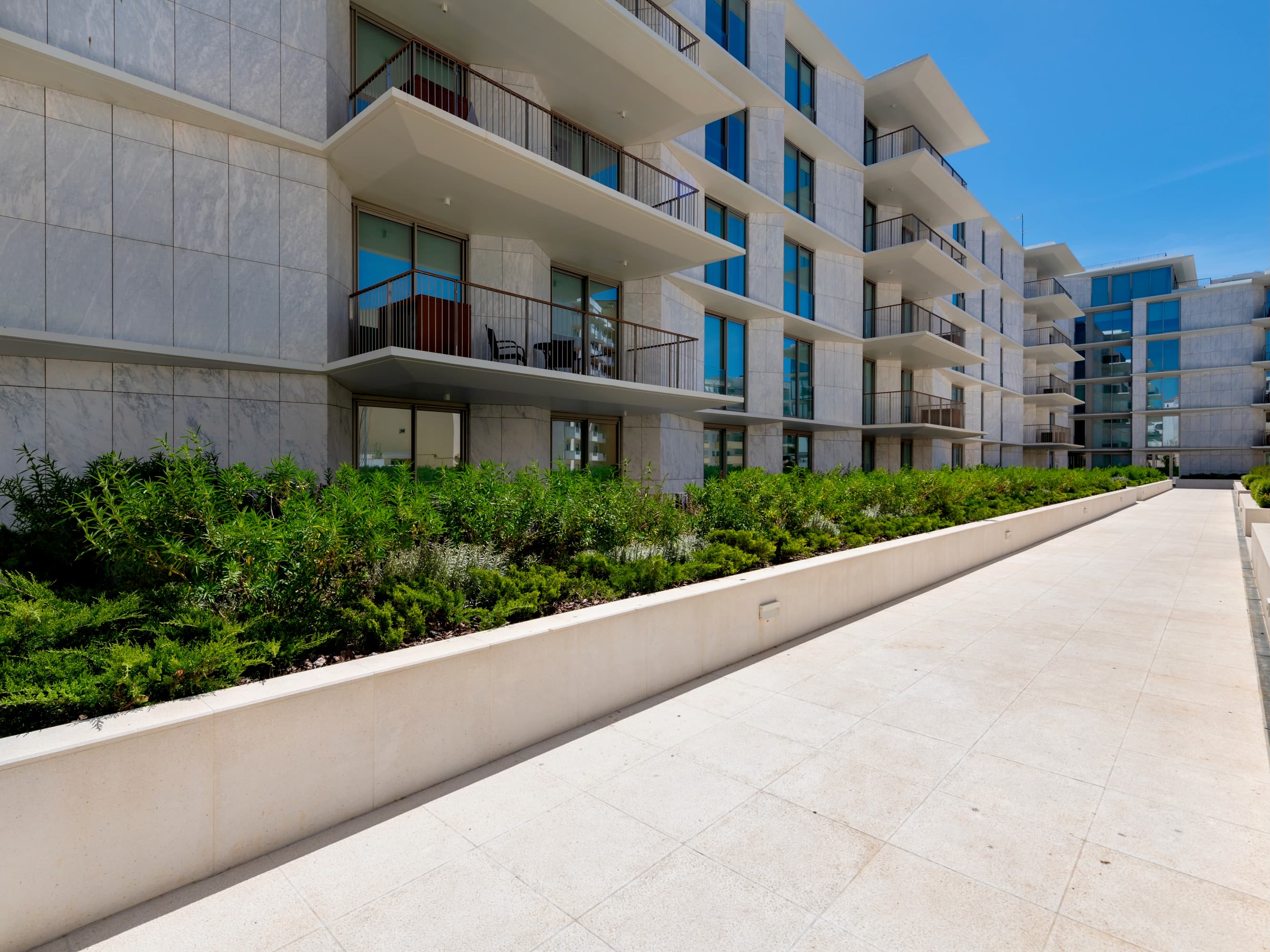 beachfront bliss & spa - path