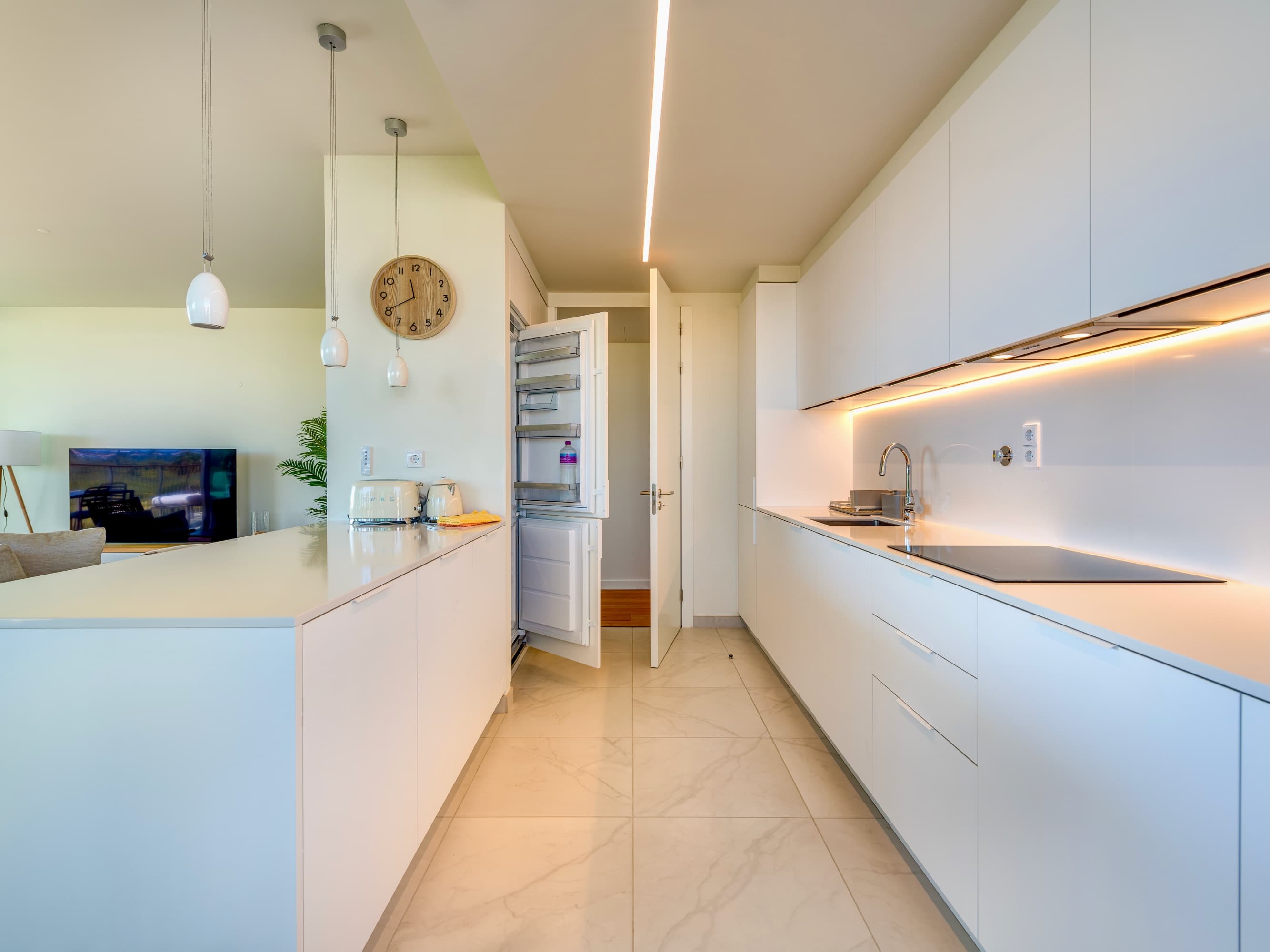 beachfront bliss & spa - freezer