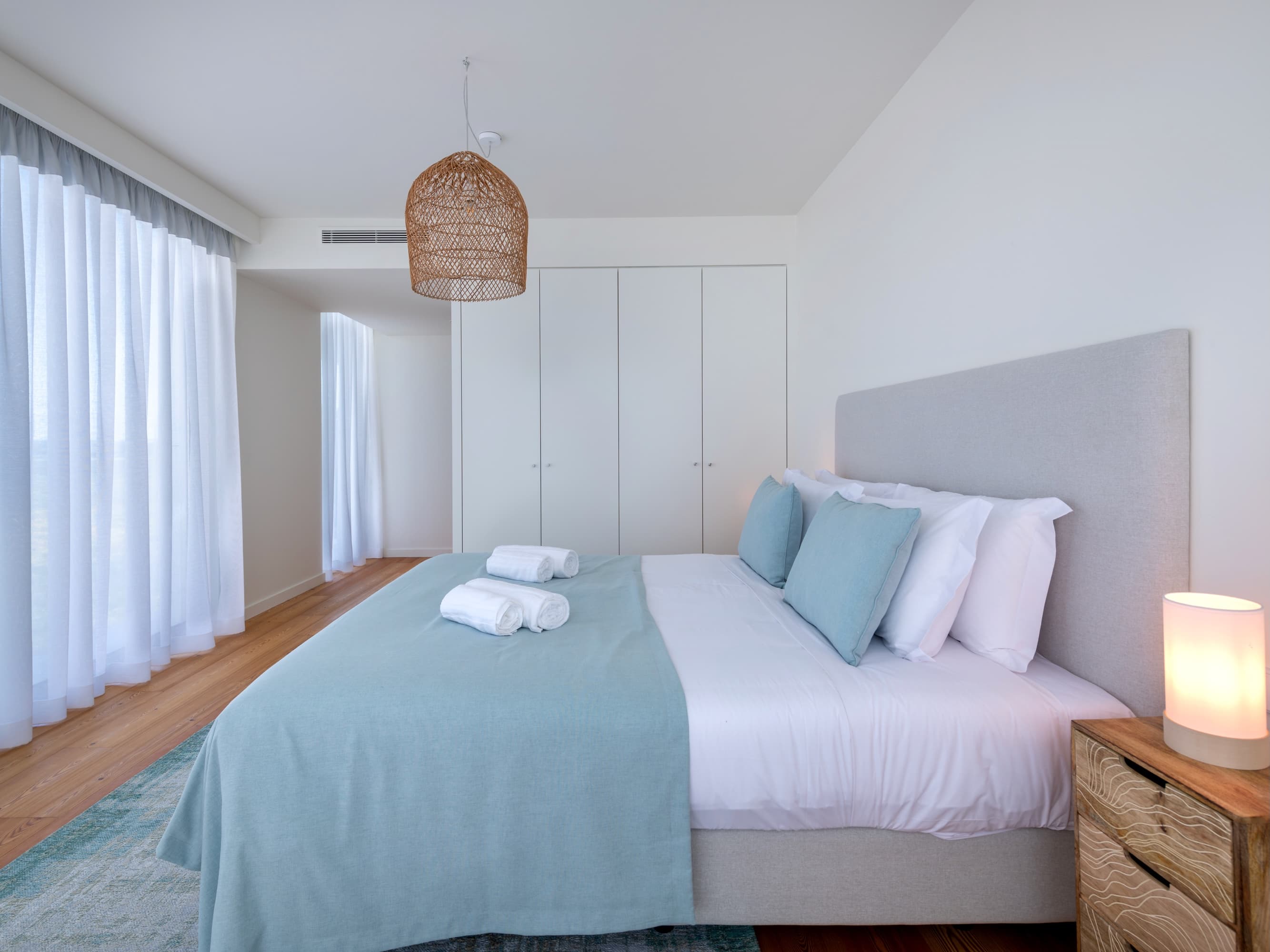 beachfront bliss & spa - king bed