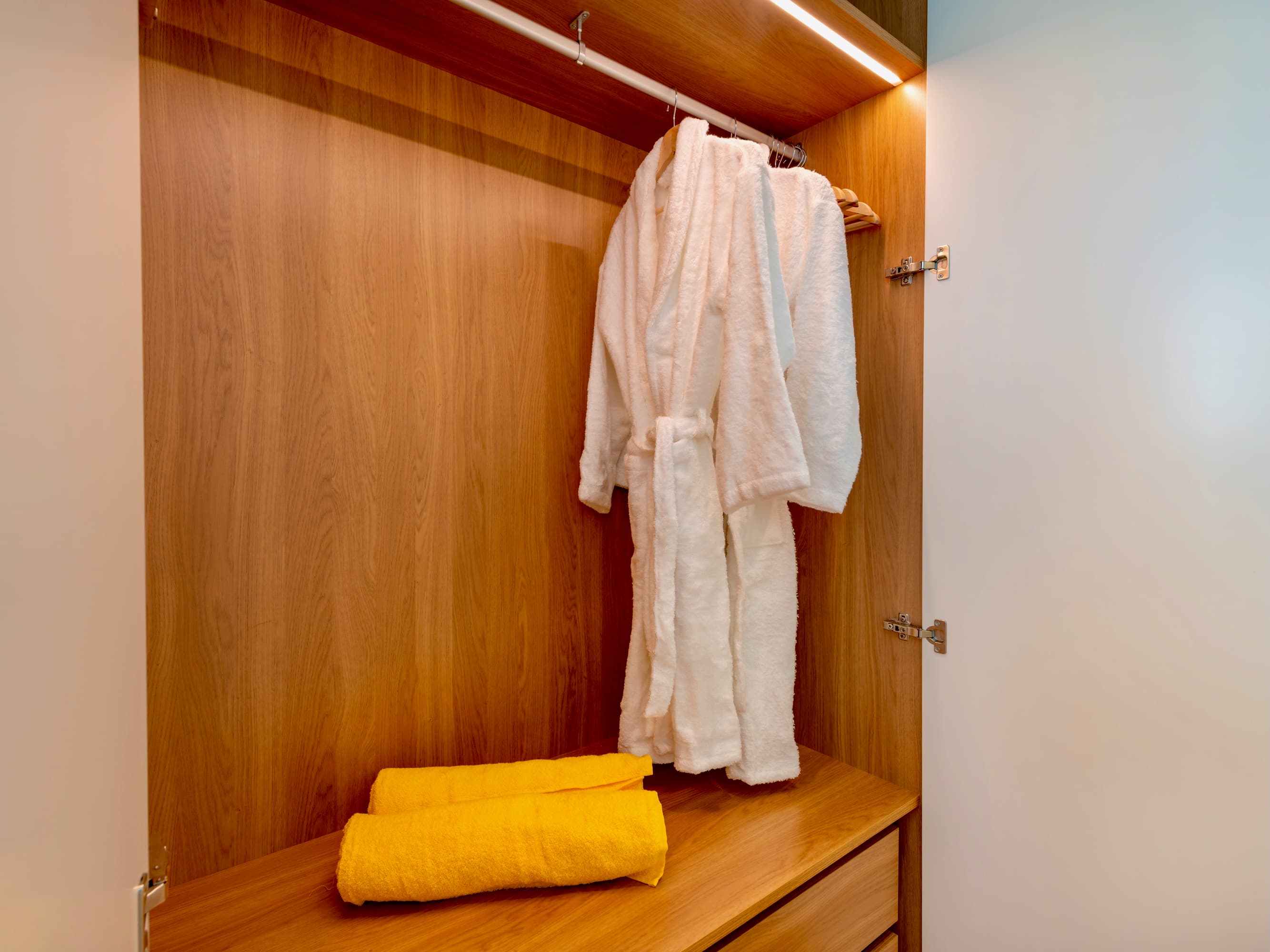 beachfront bliss & spa - robes