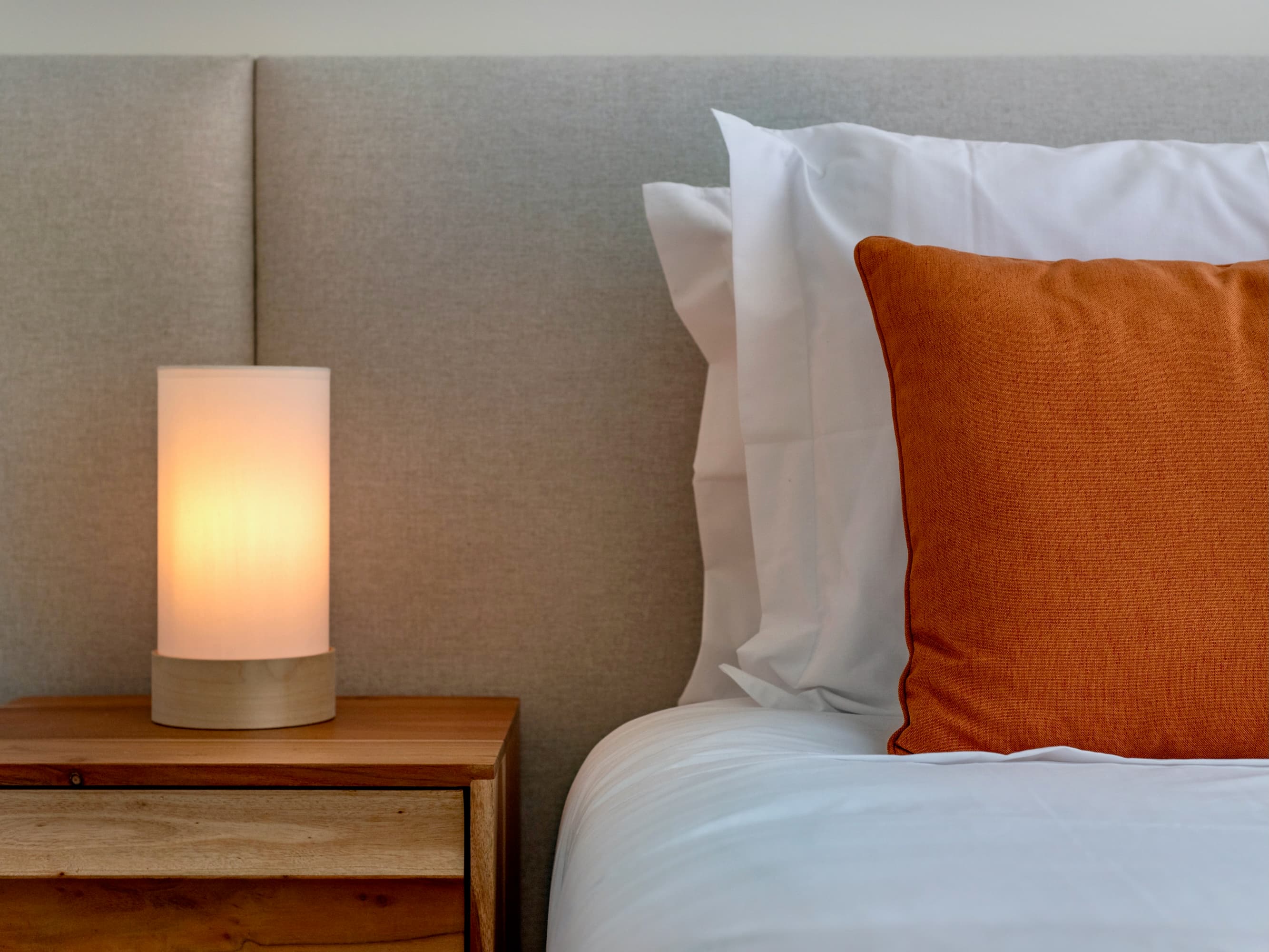 beachfront bliss & spa - junior light